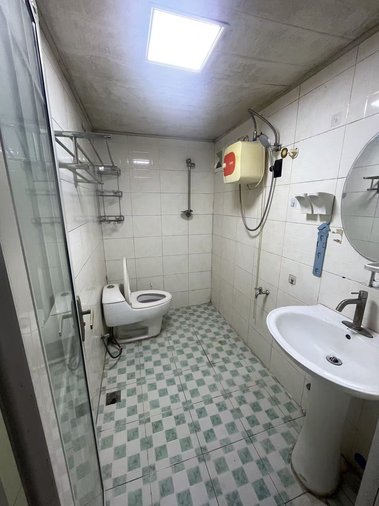 金钟大厦 1室1厅1卫 1200.0元/月 金钟大厦 1室1厅1卫 1200.0元/月室内图