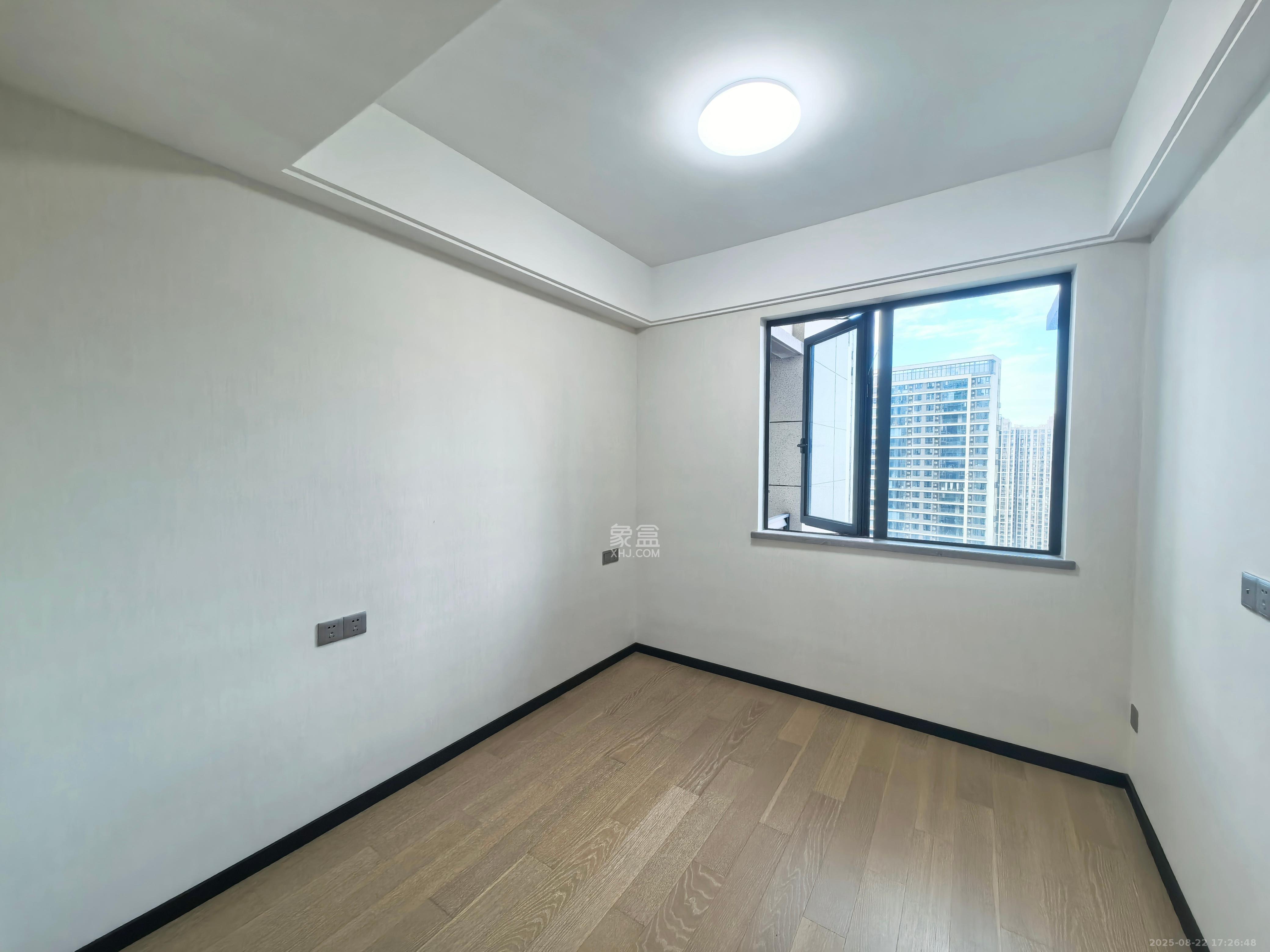 中海阅溪府 4室2厅2卫 4000.0元/月 中海阅溪府 4室2厅2卫 4000.0元/月室内图