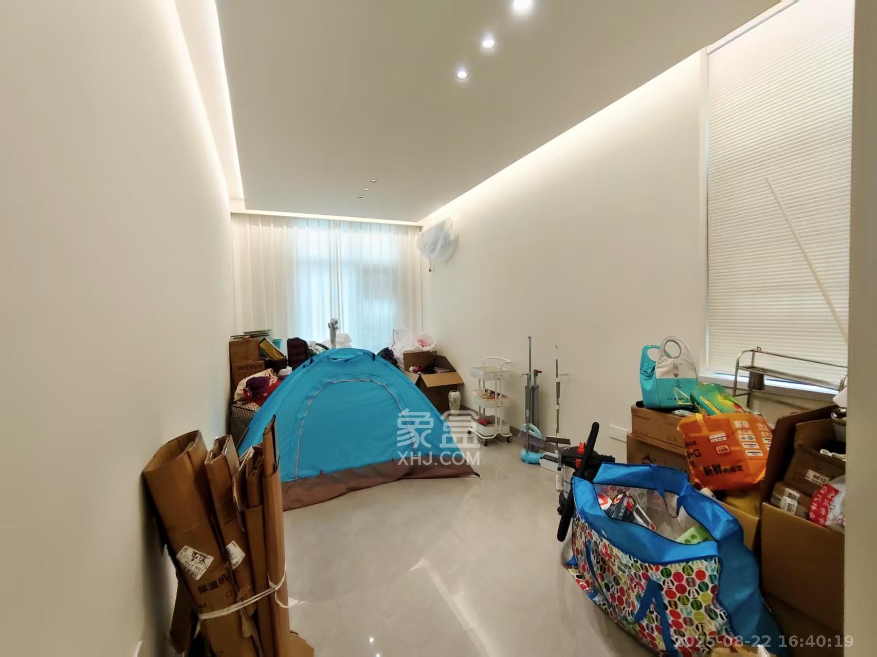 汉高学士府  1室1厅1卫    1800.0元/月室内图