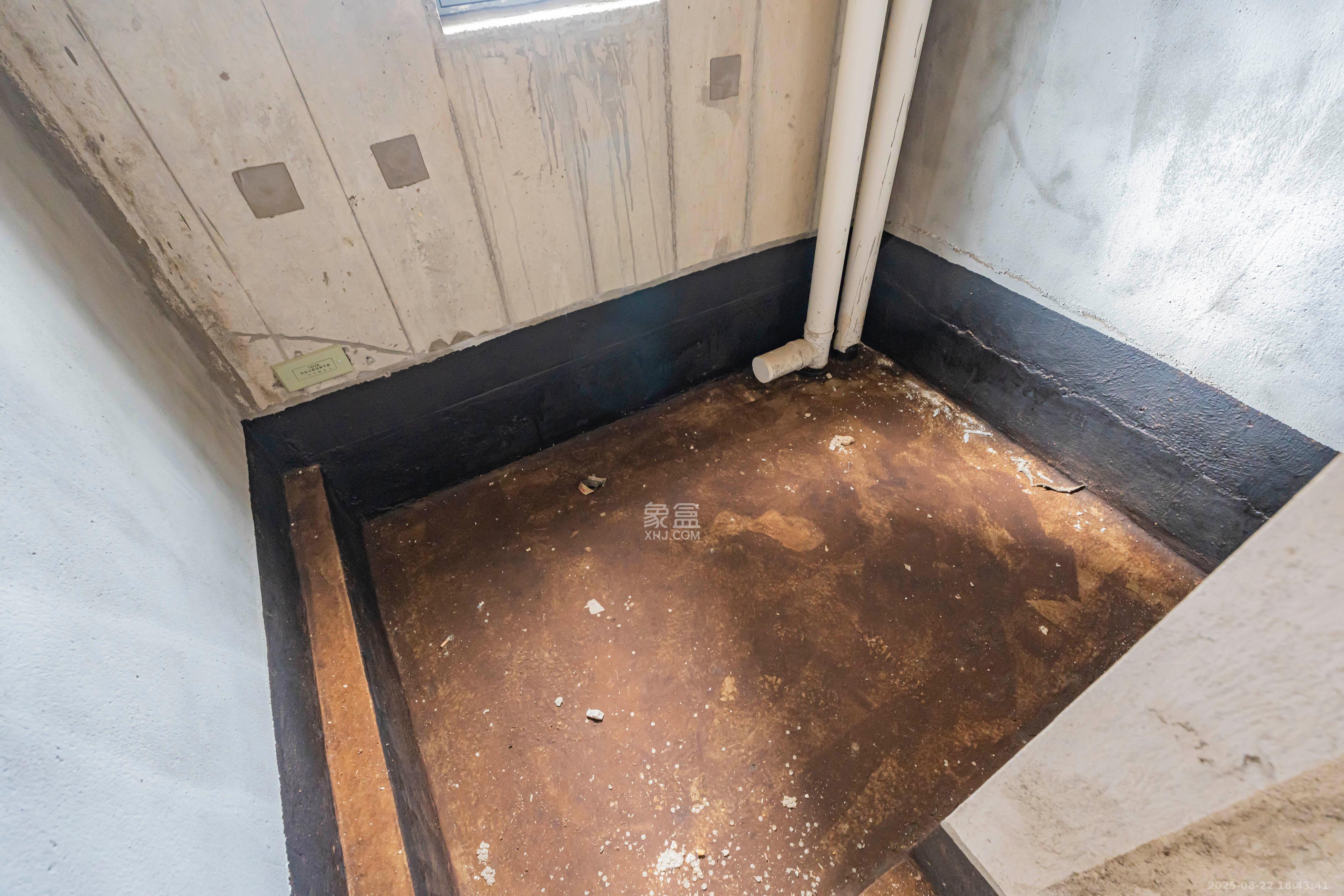 五矿沁园金城（春和景园）  4室2厅2卫    110.0万卫生间