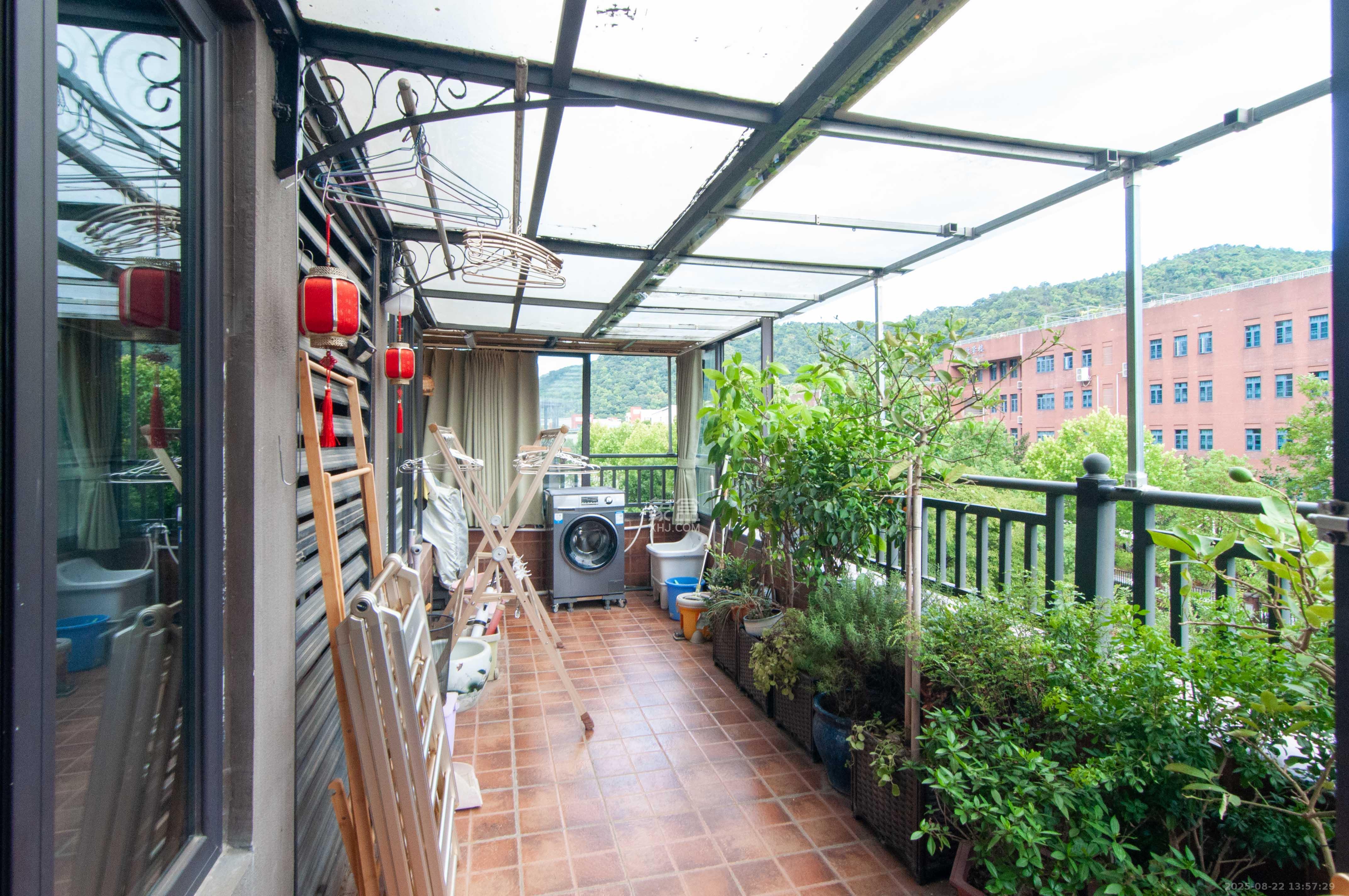 万科里梅溪郡  5室2厅2卫    328.0万 万科里梅溪郡  5室2厅2卫    328.0万其他