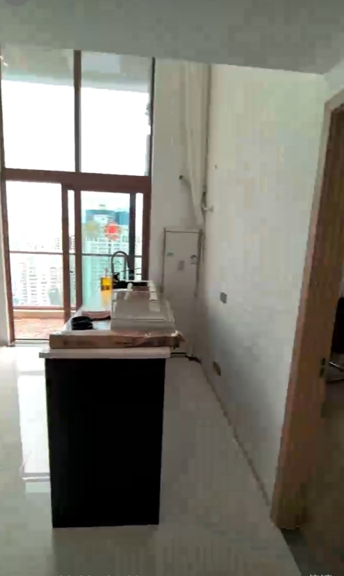 金龙城市广场二期  4室2厅2卫    4500.0元/月 金龙城市广场二期  4室2厅2卫    4500.0元/月室内图