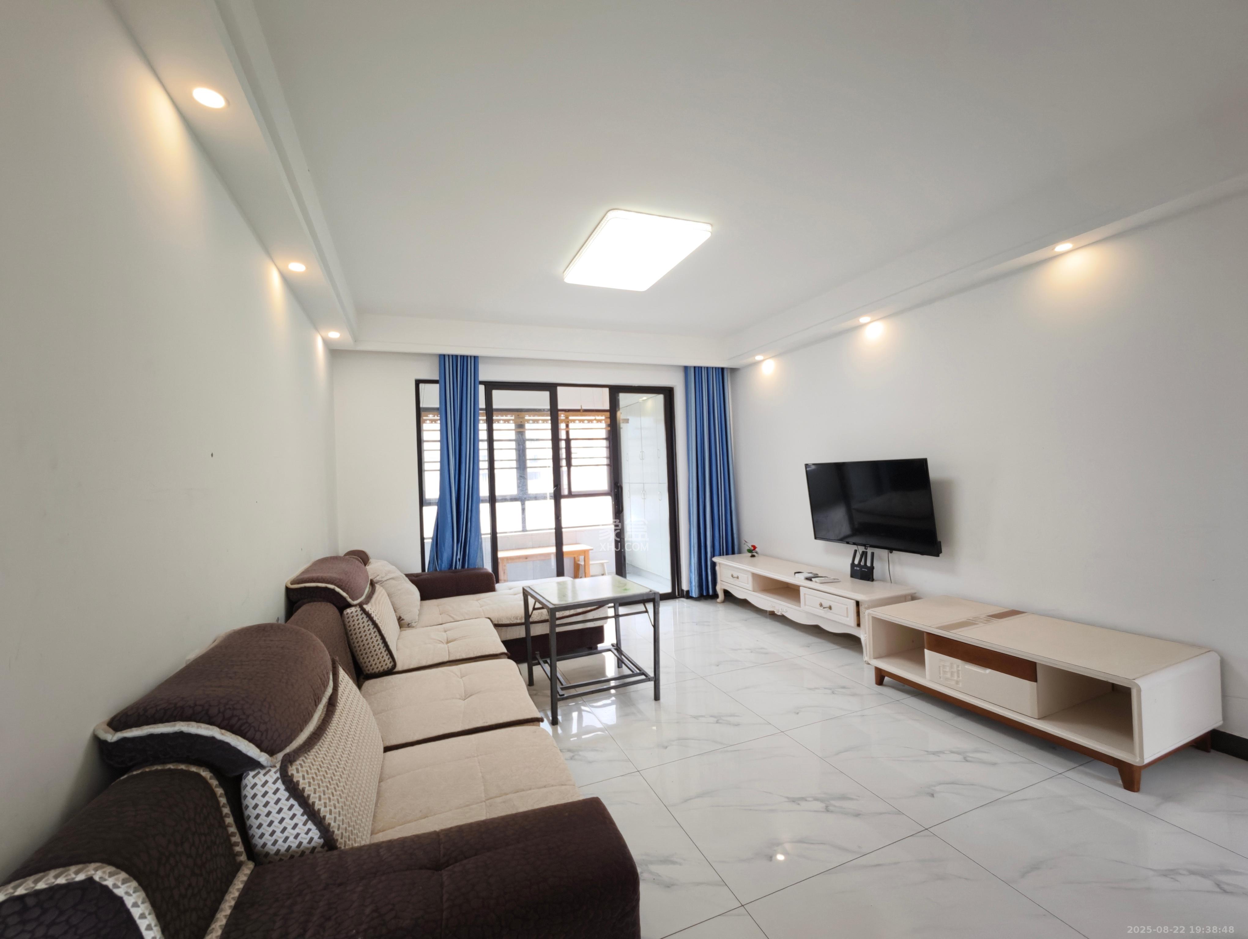 惠天然梅岭国际 4室2厅2卫 3300.0元/月 惠天然梅岭国际 4室2厅2卫 3300.0元/月室内图