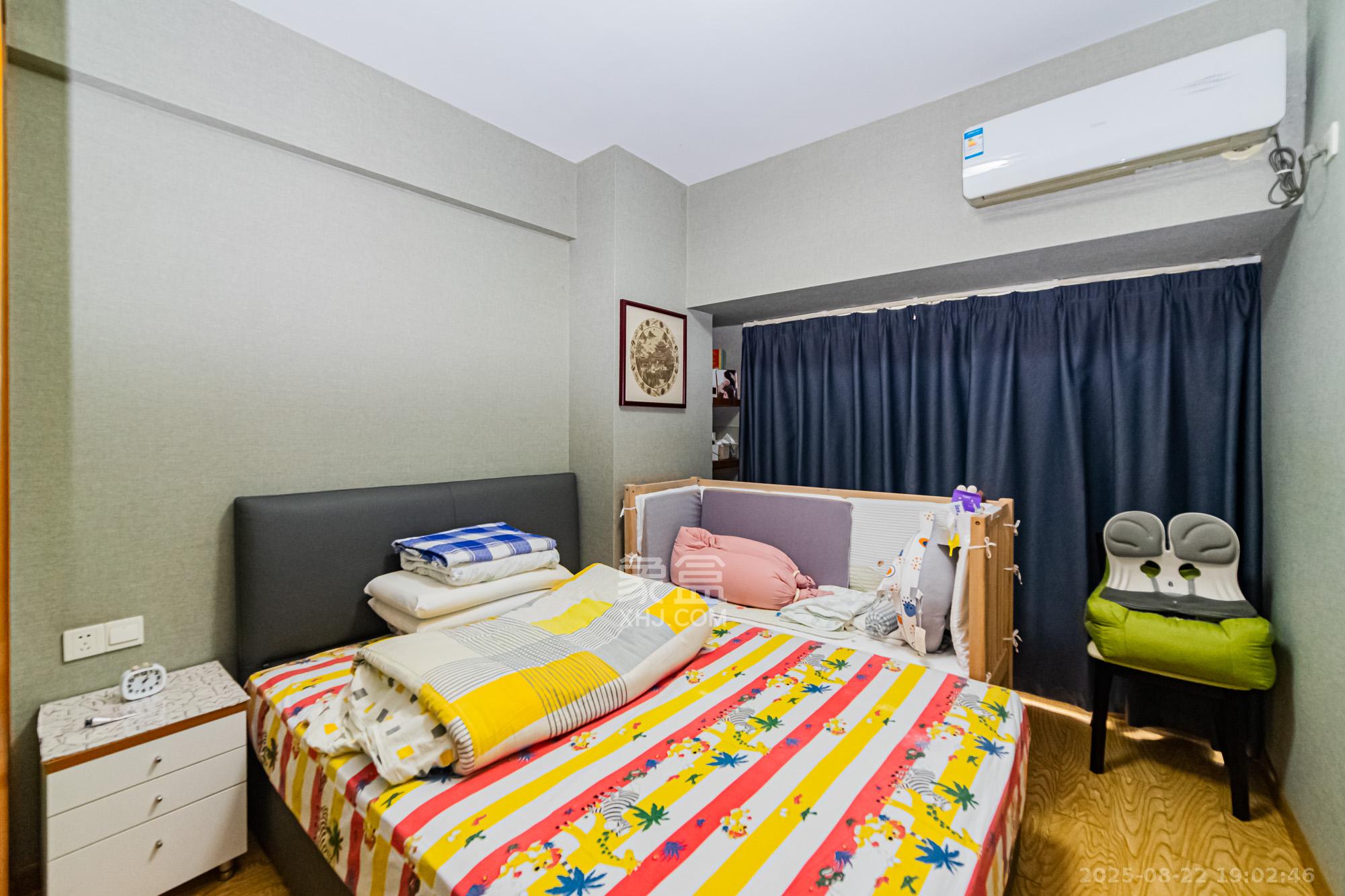 滨江君悦香邸 3室1厅1卫 97.0万 滨江君悦香邸 3室1厅1卫 97.0万卧室