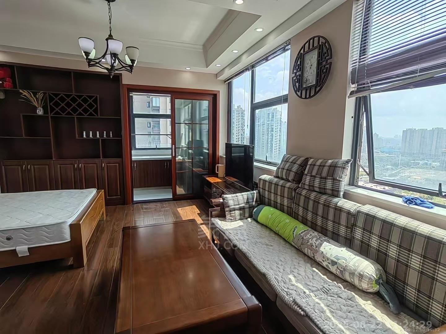 文艺复兴(未来城)  1室1厅1卫    1300.0元/月 文艺复兴(未来城)  1室1厅1卫    1300.0元/月室内图