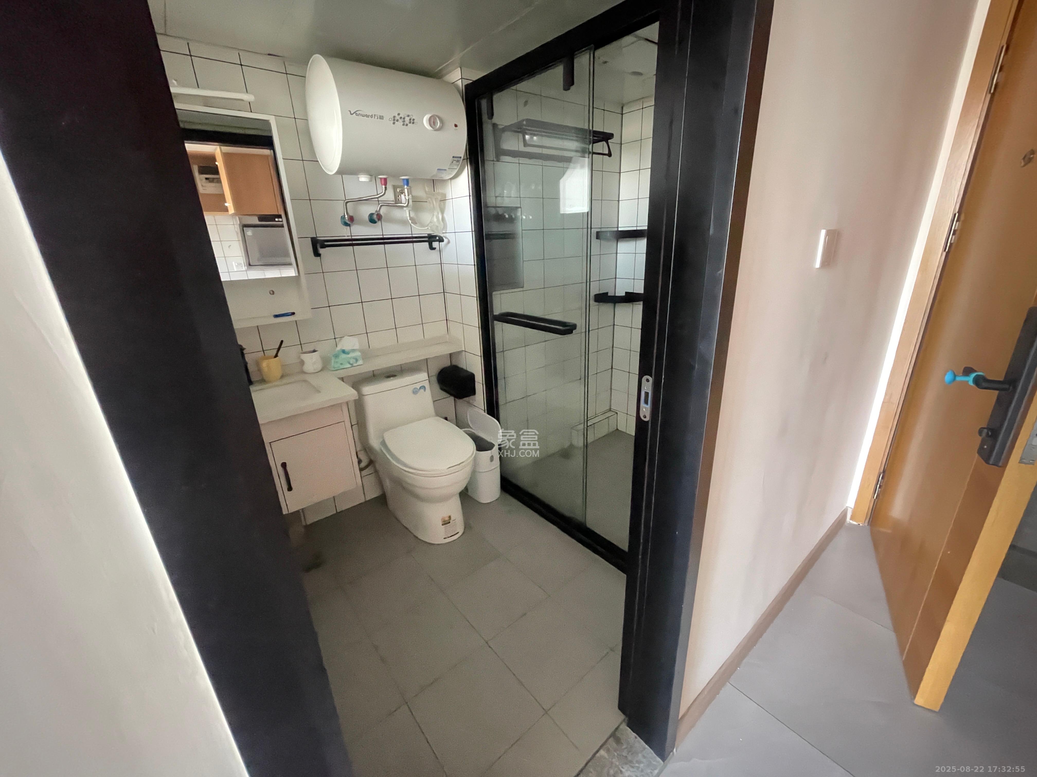 明昇壹城(明昇时代广场)三期 1室1厅1卫 2100.0元/月 明昇壹城(明昇时代广场)三期 1室1厅1卫 2100.0元/月室内图