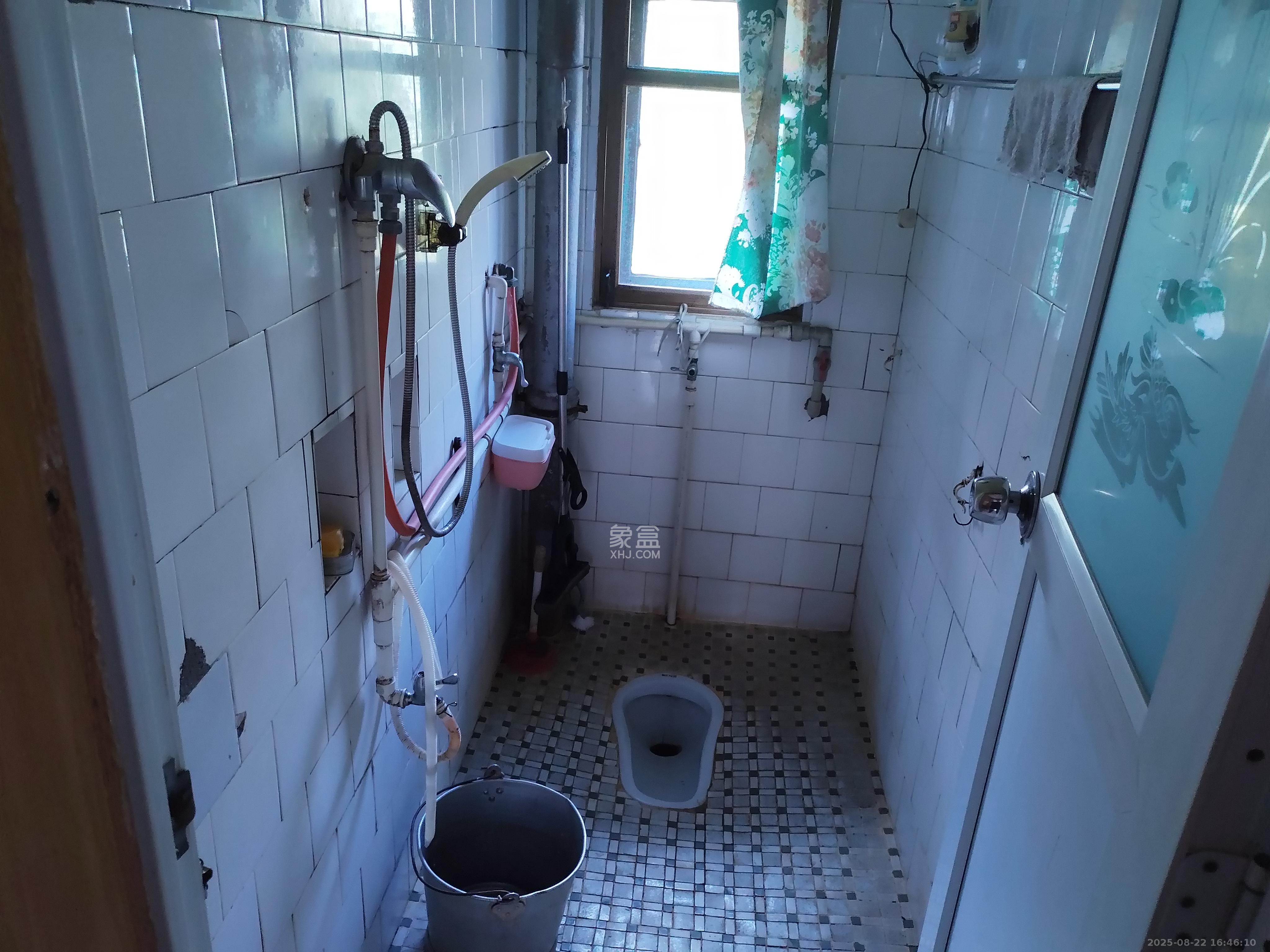 汽制宿舍 2室2厅1卫 1100.0元/月 汽制宿舍 2室2厅1卫 1100.0元/月室内图