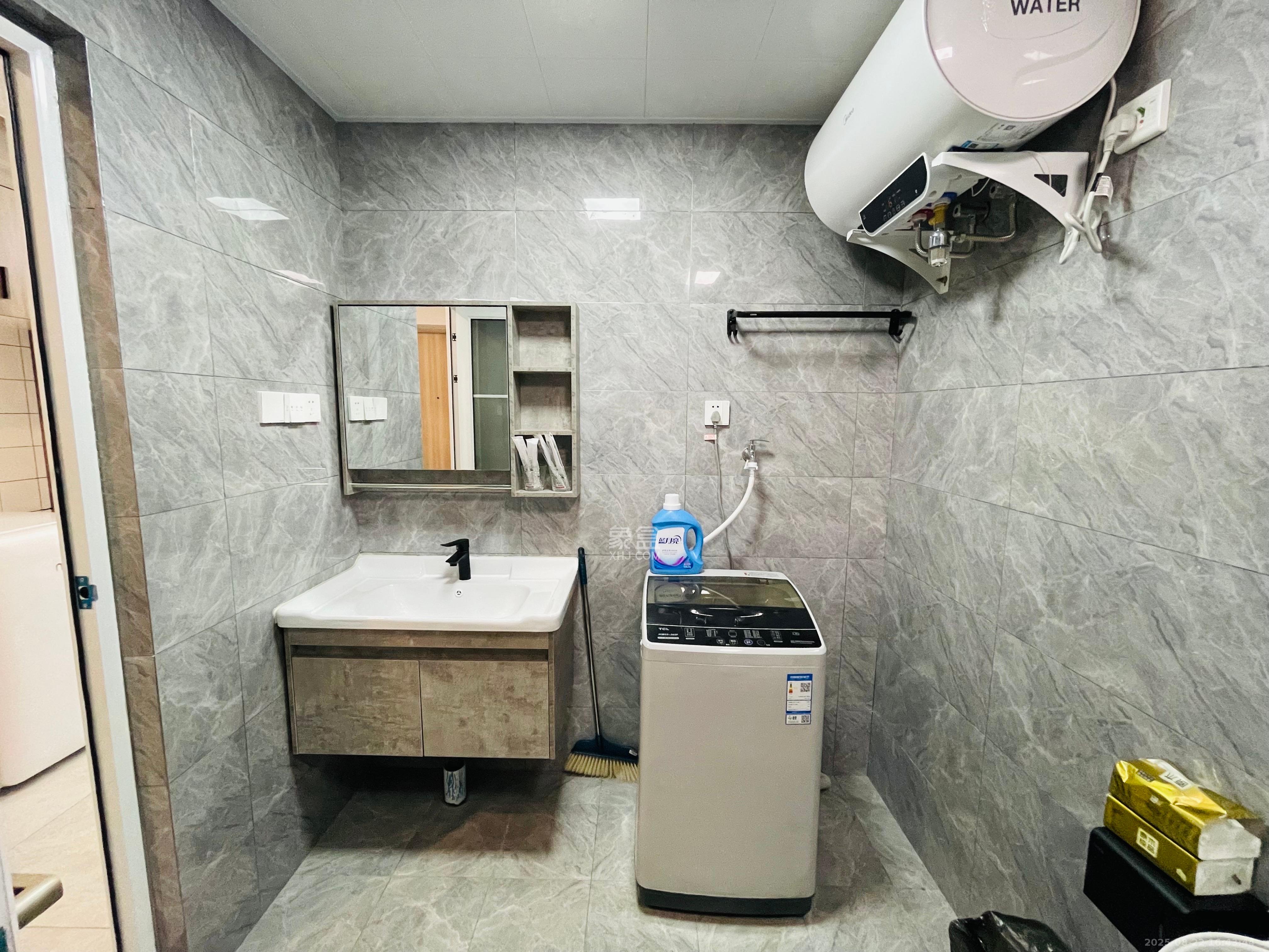 汇景发展环球中心  1室0厅0卫    3300.0元/月室内图