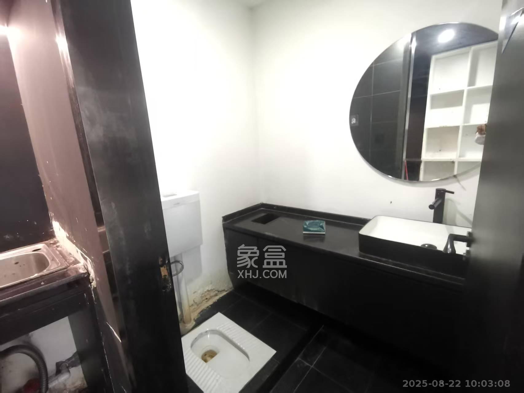 德思勤城市广场(宝格丽公寓) 3室2厅1卫 3000.0元/月 德思勤城市广场(宝格丽公寓) 3室2厅1卫 3000.0元/月室内图