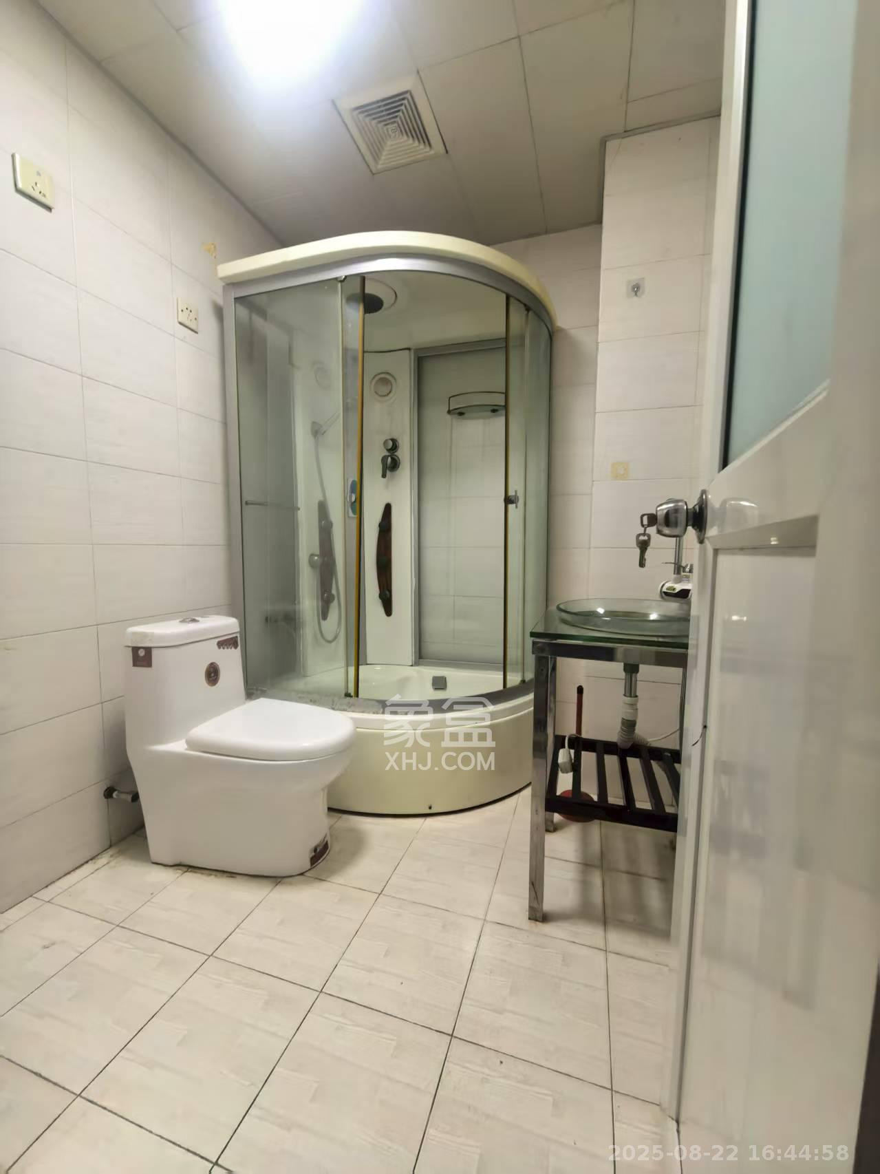 省水院宿舍  3室2厅2卫   3700.00元/月室内图