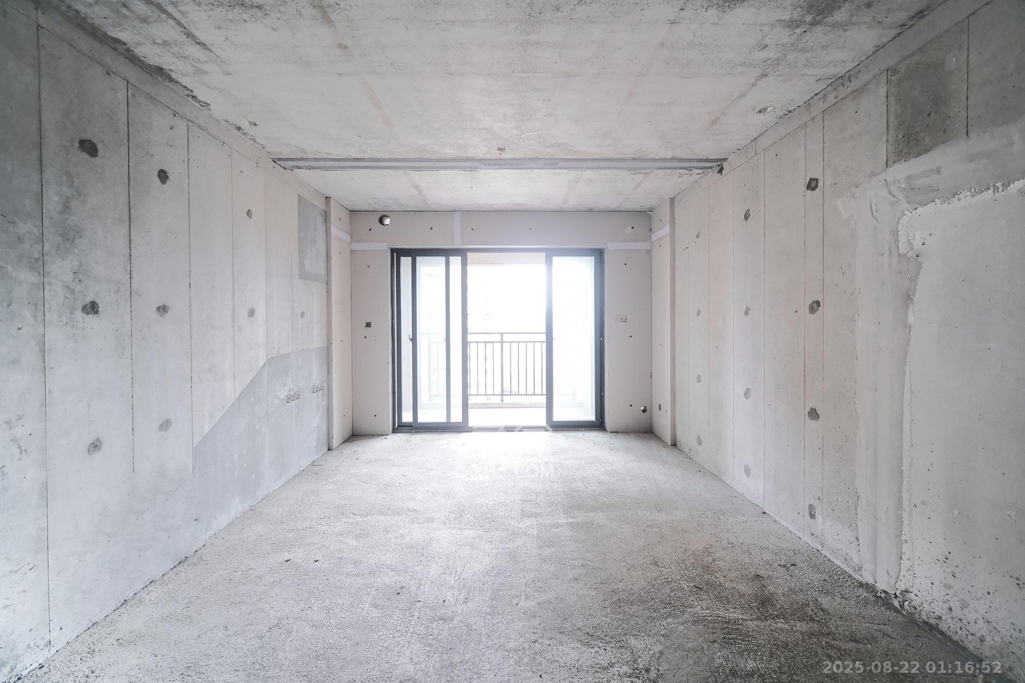 星城春晓 3室2厅1卫 68.0万 星城春晓 3室2厅1卫 68.0万客厅