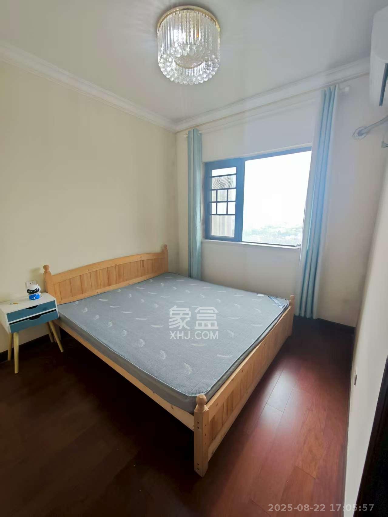 恒大御景天下城一期  3室2厅2卫    2300.0元/月 恒大御景天下城一期  3室2厅2卫    2300.0元/月室内图