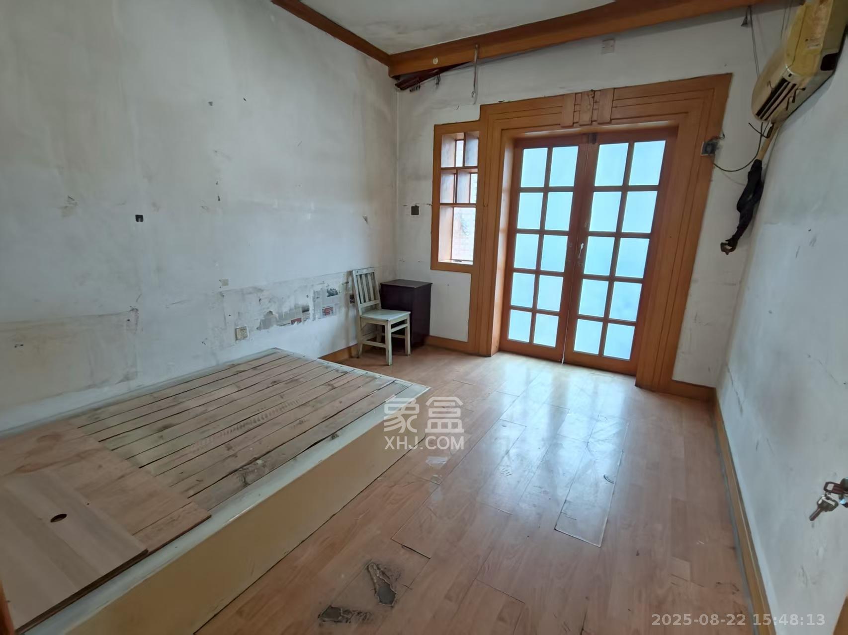 长沙紫金苑  3室2厅2卫    1600.0元/月 长沙紫金苑  3室2厅2卫    1600.0元/月室内图1