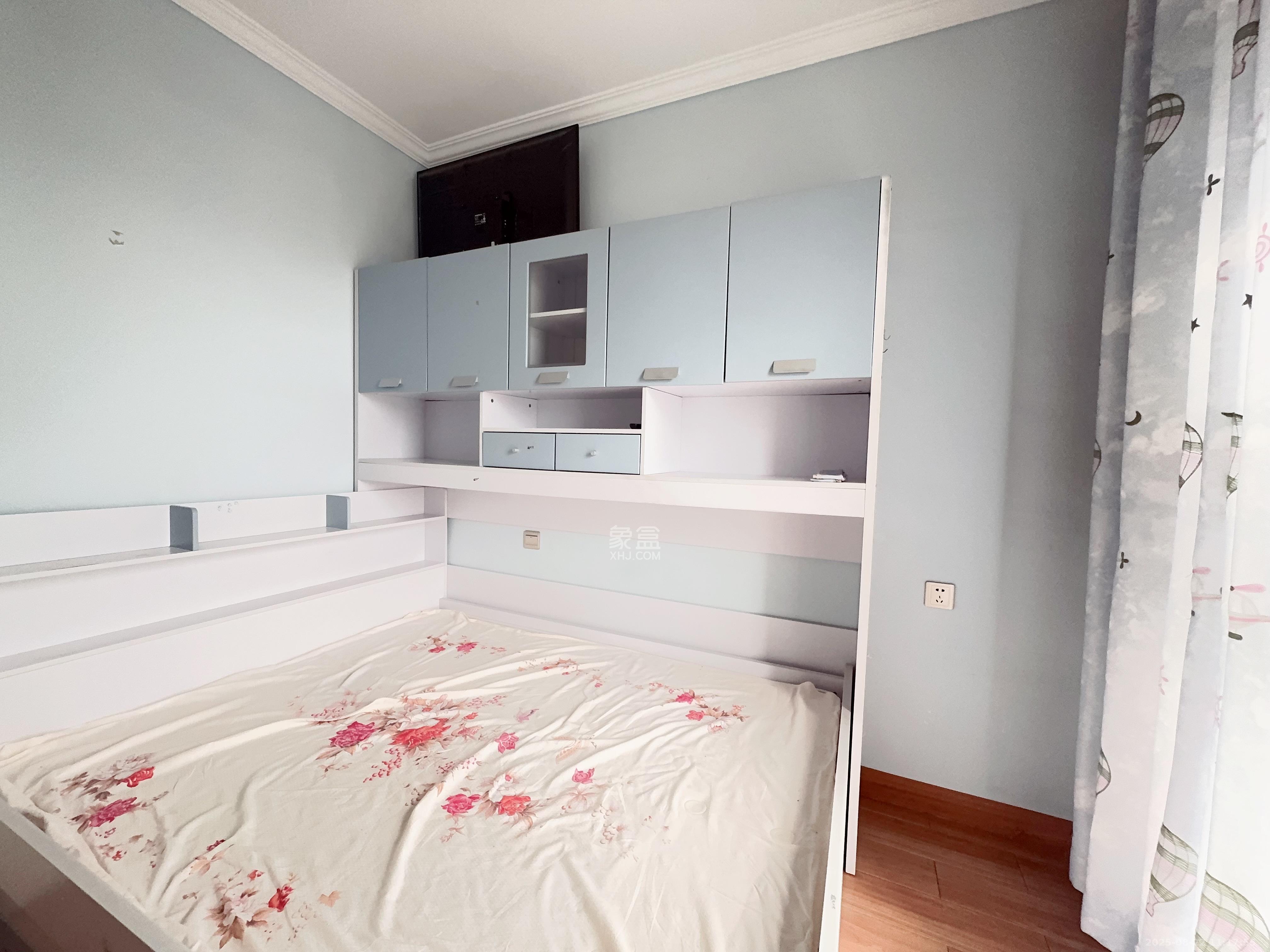 振业城二期  3室0厅0卫    2900.0元/月 振业城二期  3室0厅0卫    2900.0元/月室内图