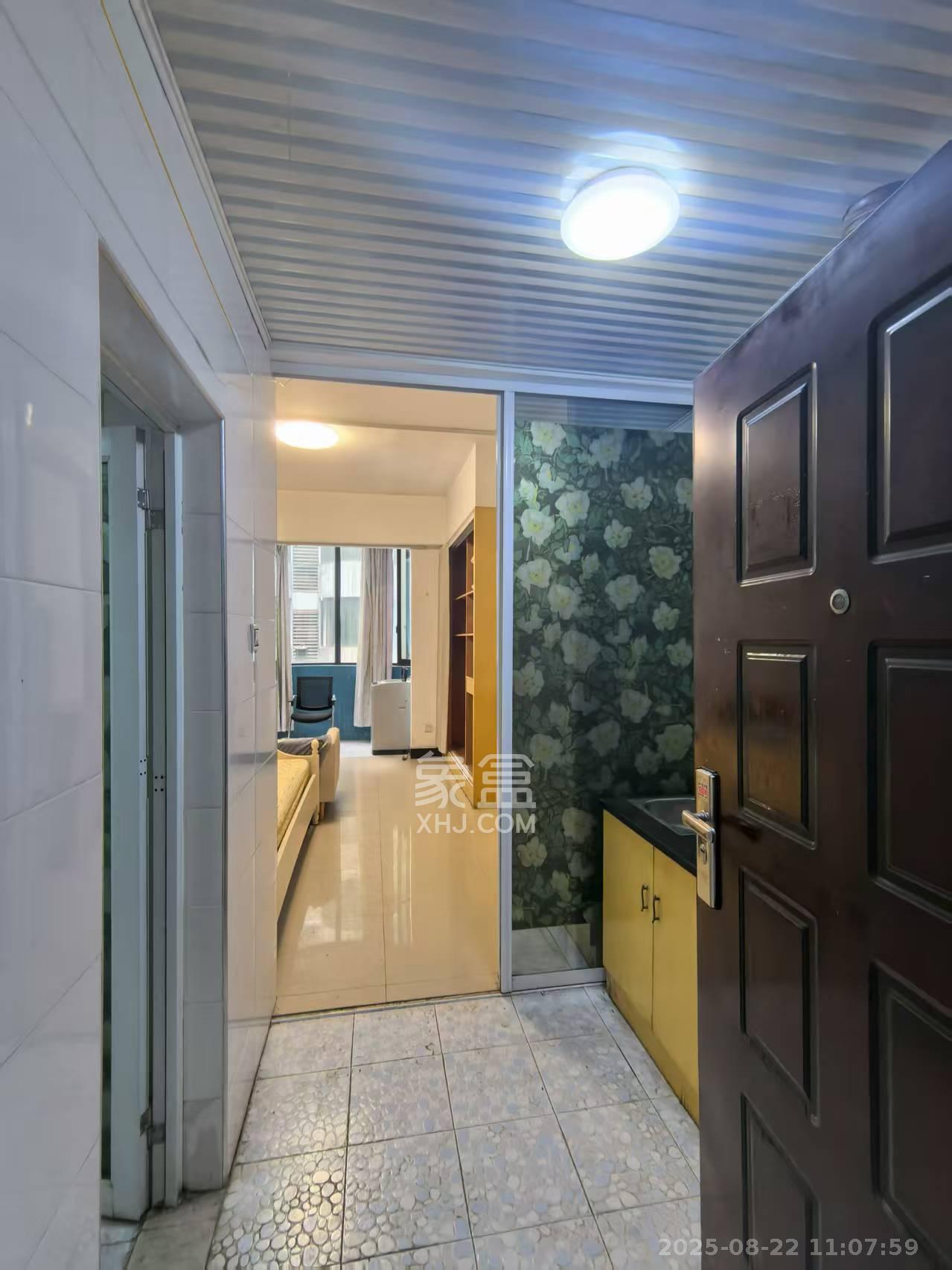 生活艺术城 1室1厅1卫 1100.0元/月 生活艺术城 1室1厅1卫 1100.0元/月室内图