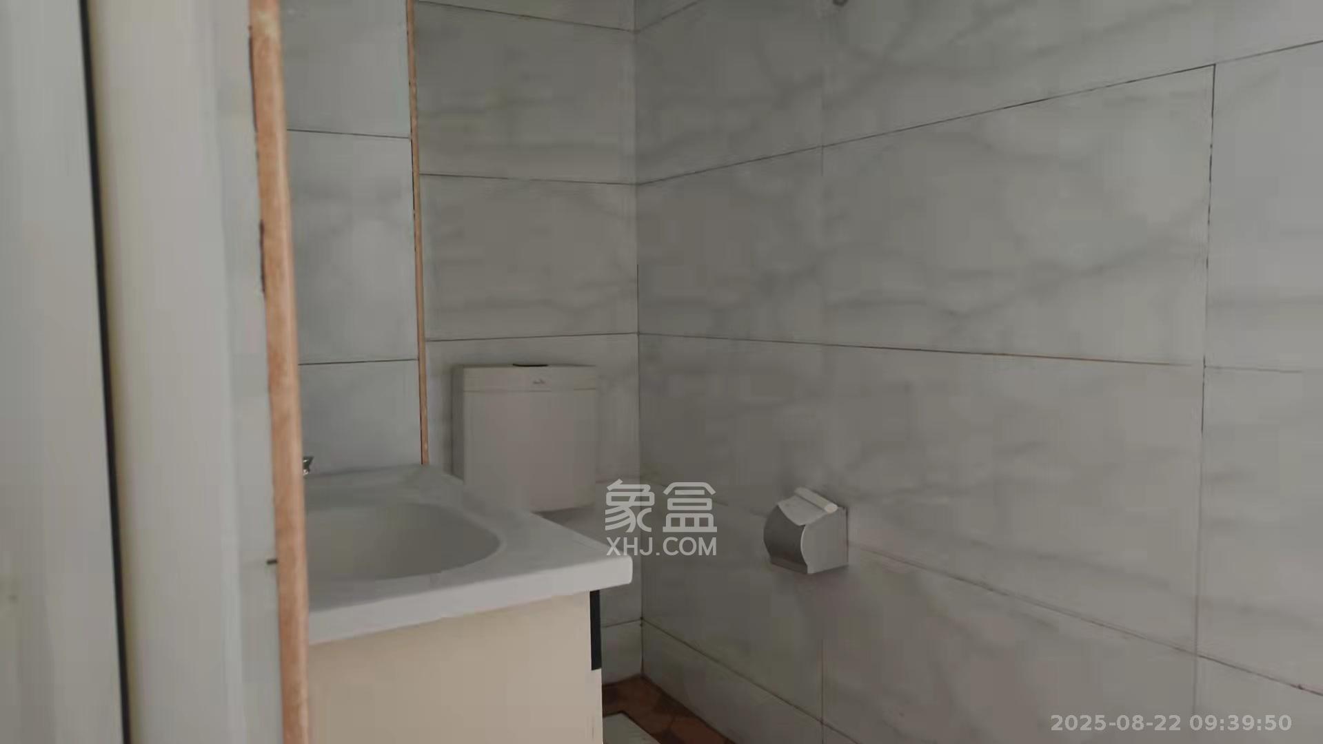 百纳广场（百纳公寓）  1室1厅0卫    2200.0元/月室内图