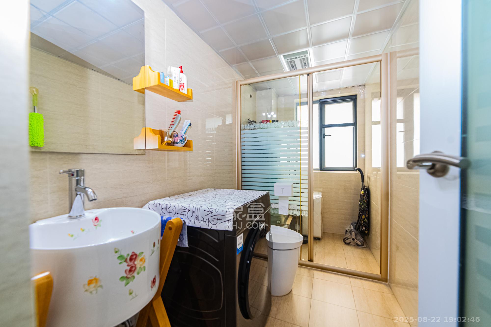 滨江君悦香邸  3室1厅1卫    97.0万卫生间