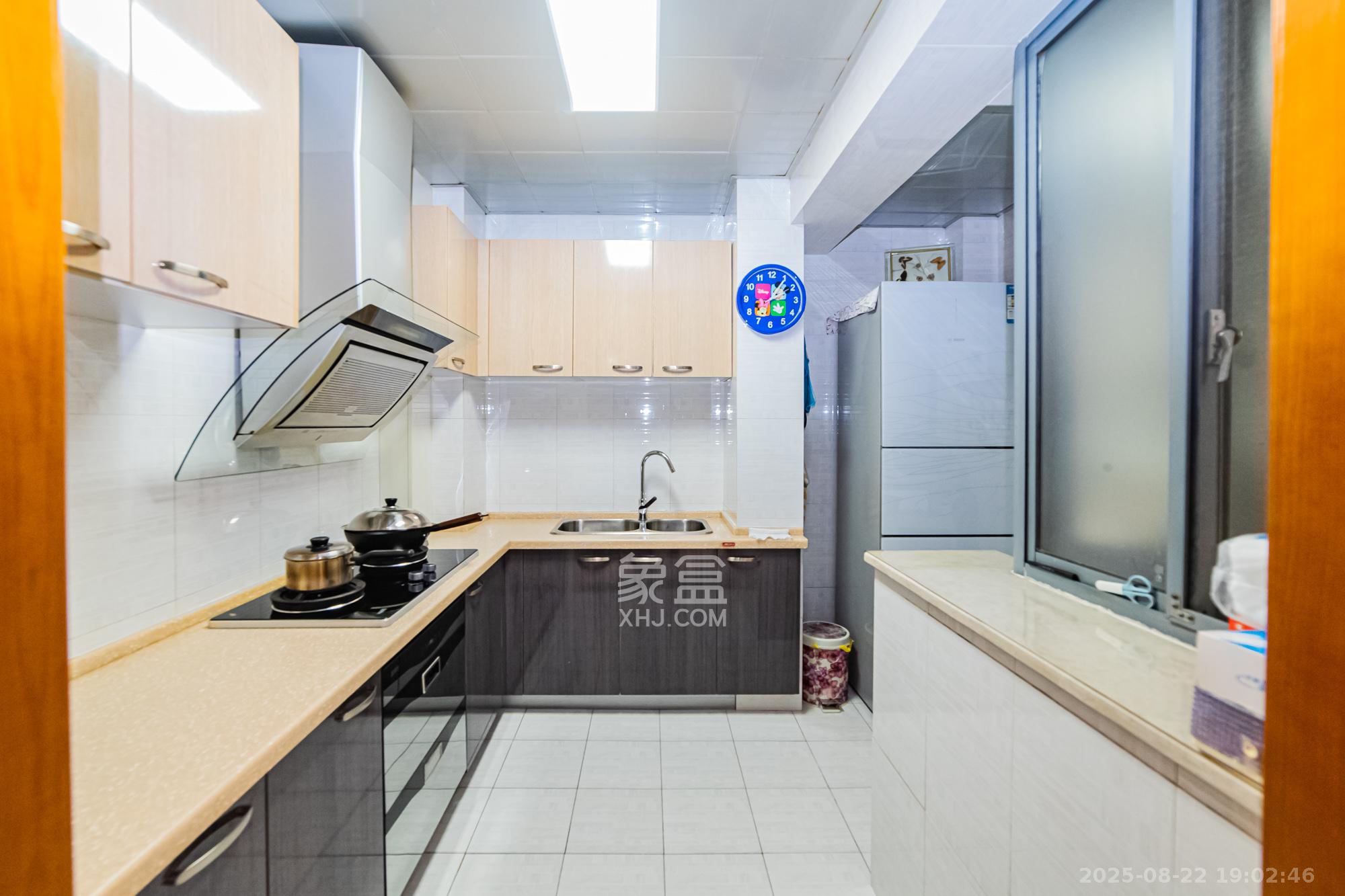 滨江君悦香邸  3室1厅1卫    97.0万厨房