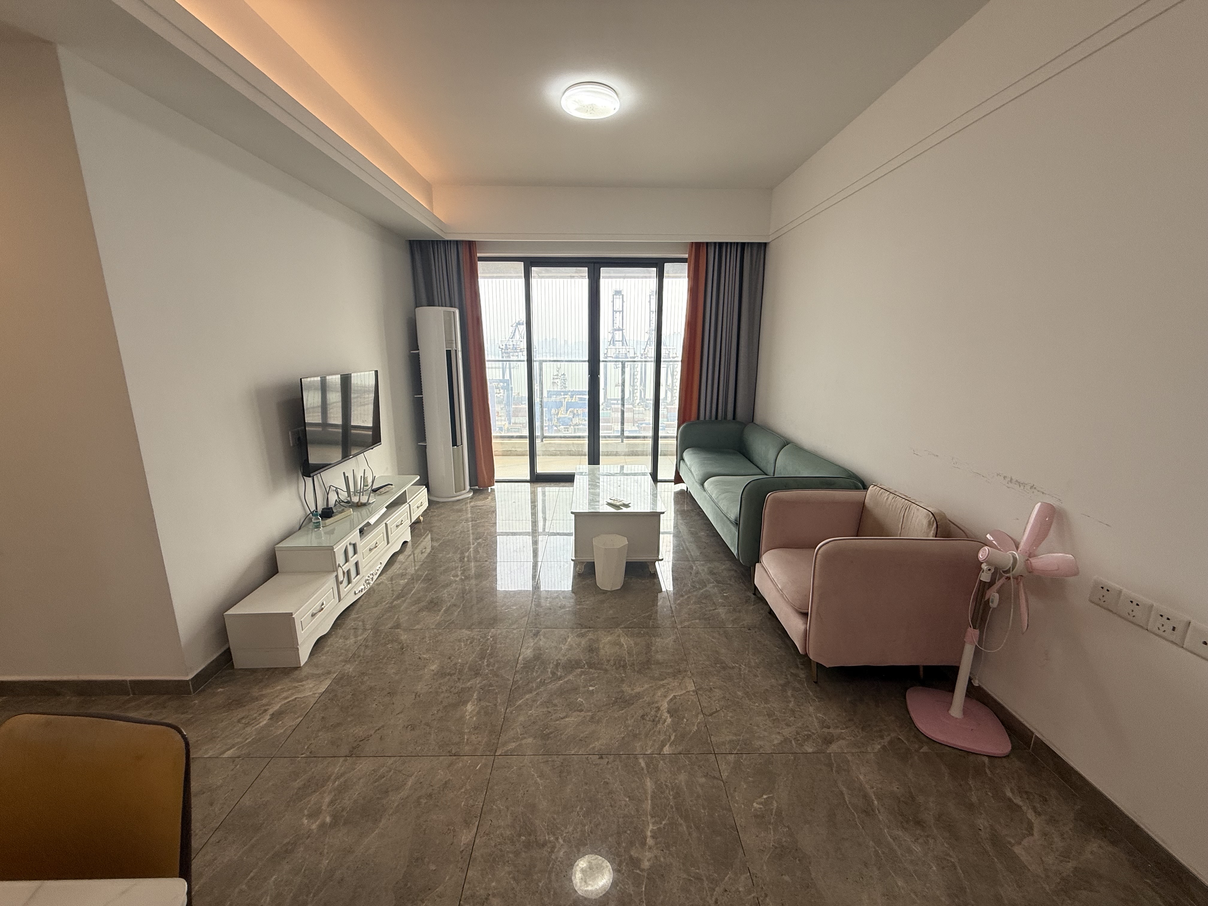 保利中央海岸四期(淳境、淳域) 3室2厅2卫 175.0万 保利中央海岸四期(淳境、淳域) 3室2厅2卫 175.0万室内图