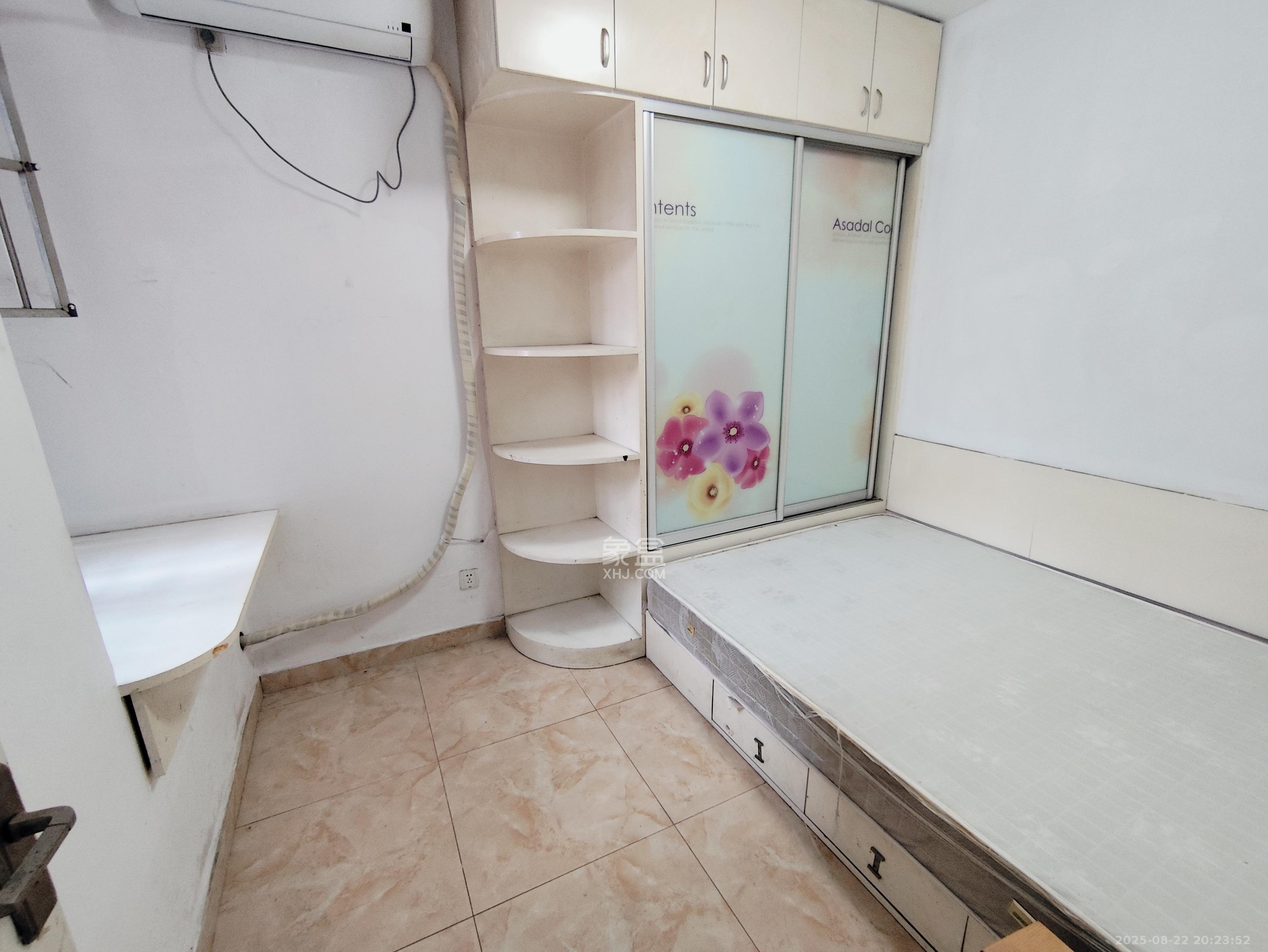 旭辉华庭  3室2厅1卫    1700.0元/月 旭辉华庭  3室2厅1卫    1700.0元/月室内图