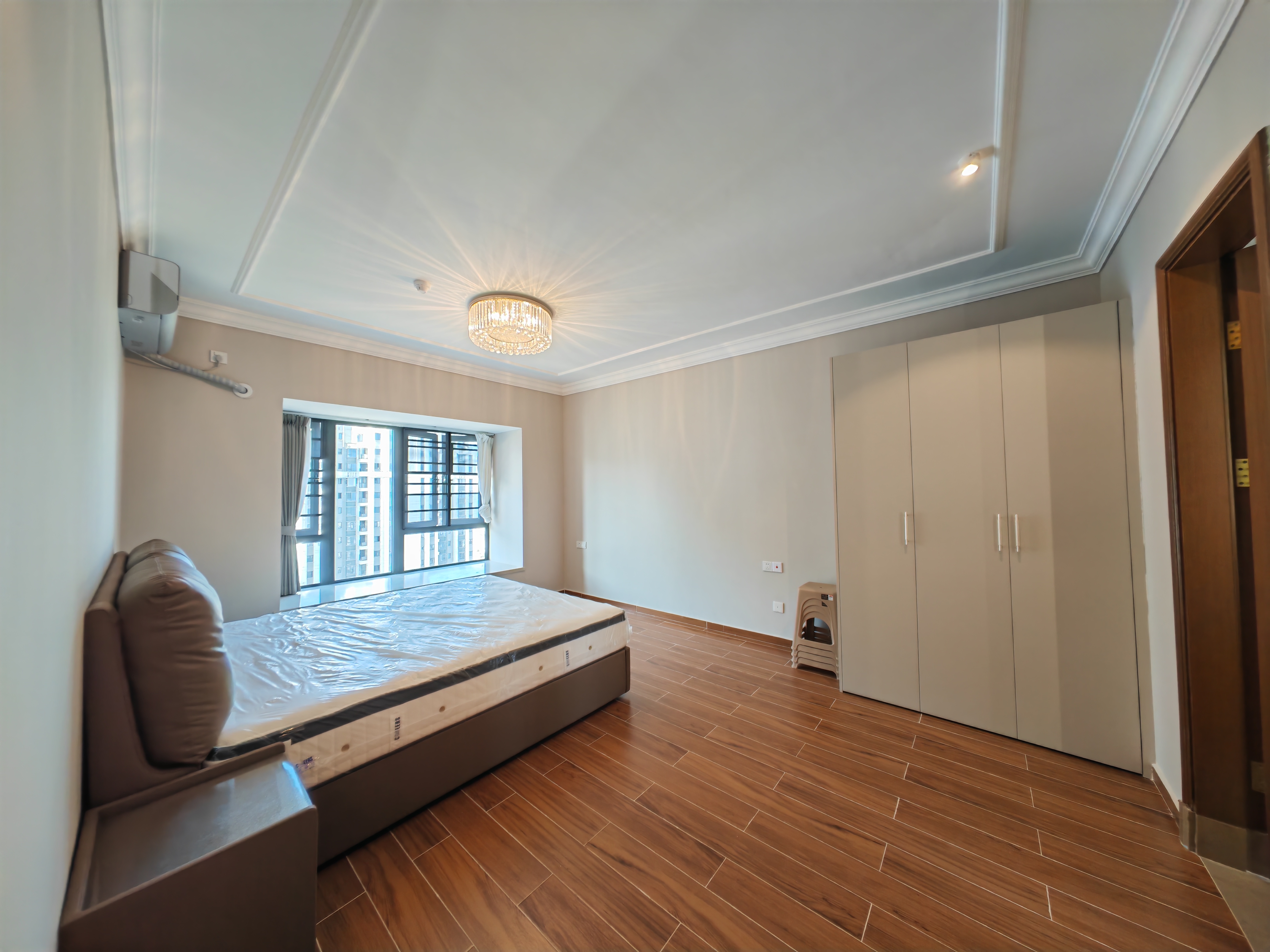 恒大美丽沙天珺湾 4室2厅2卫 5200.0元/月 恒大美丽沙天珺湾 4室2厅2卫 5200.0元/月室内图