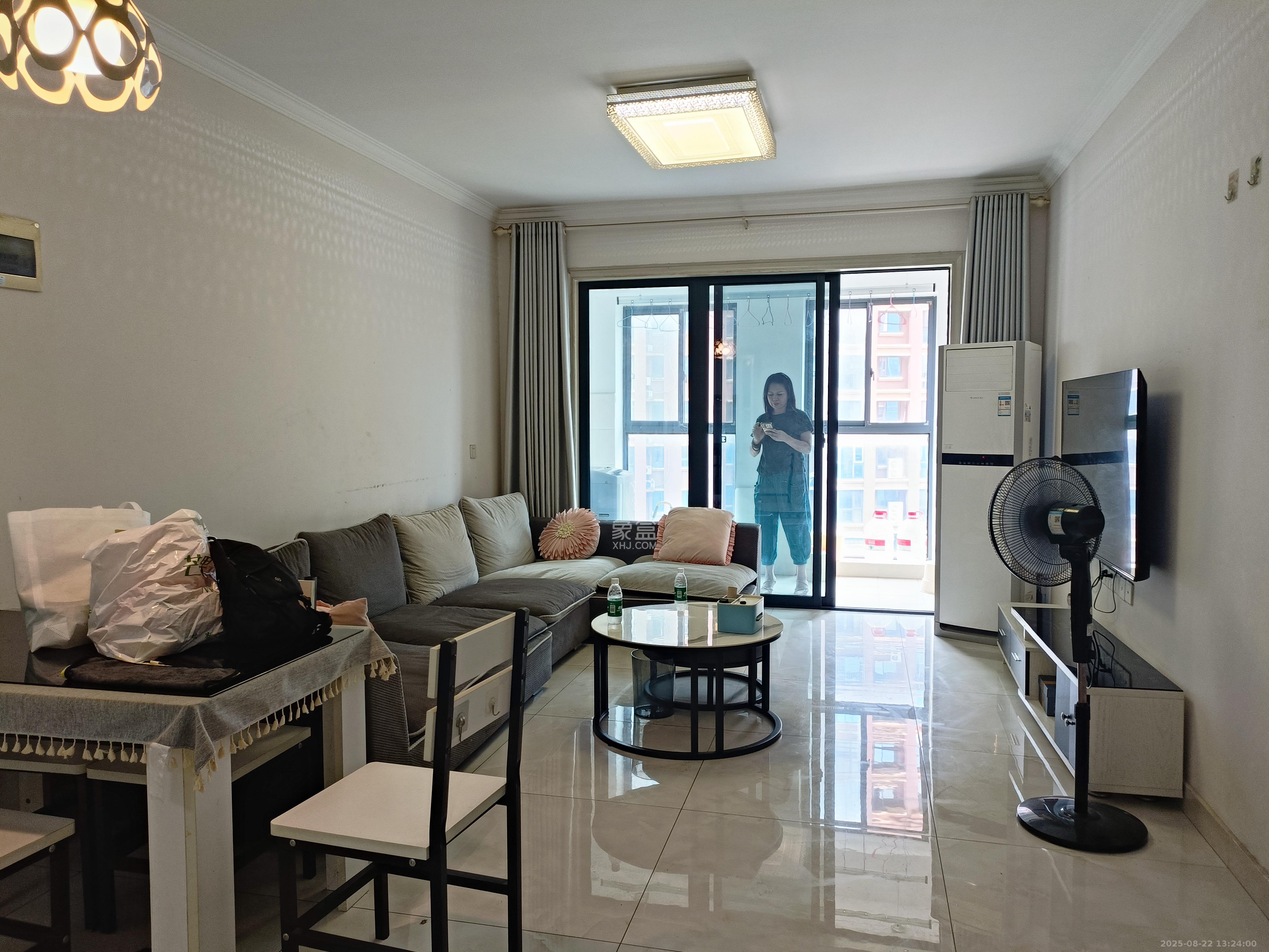 华雅林语苑  2室2厅1卫    2600.0元/月 华雅林语苑  2室2厅1卫    2600.0元/月室内图