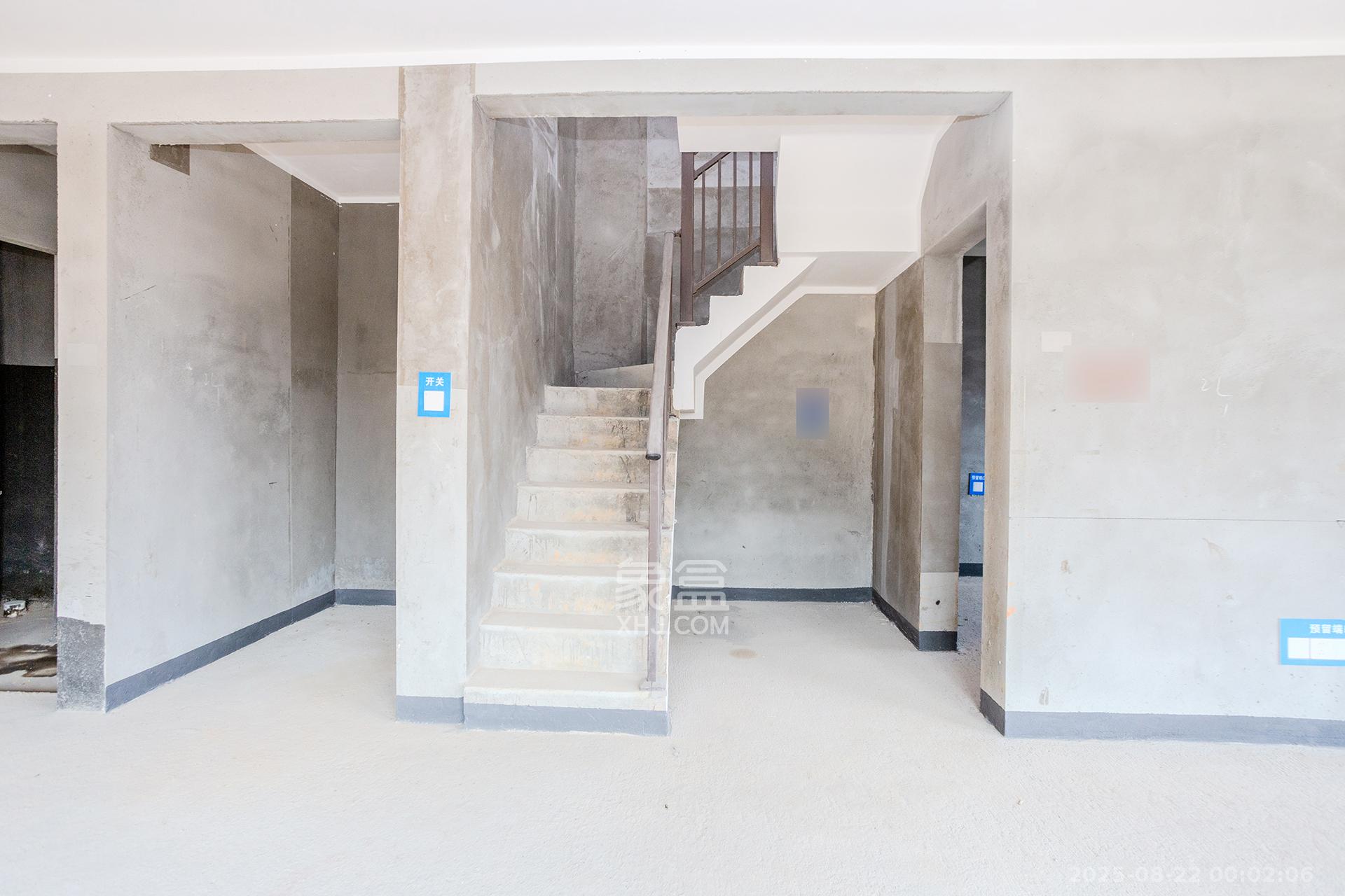 时代建发和著  6室2厅4卫    488.0万 时代建发和著  6室2厅4卫    488.0万其他