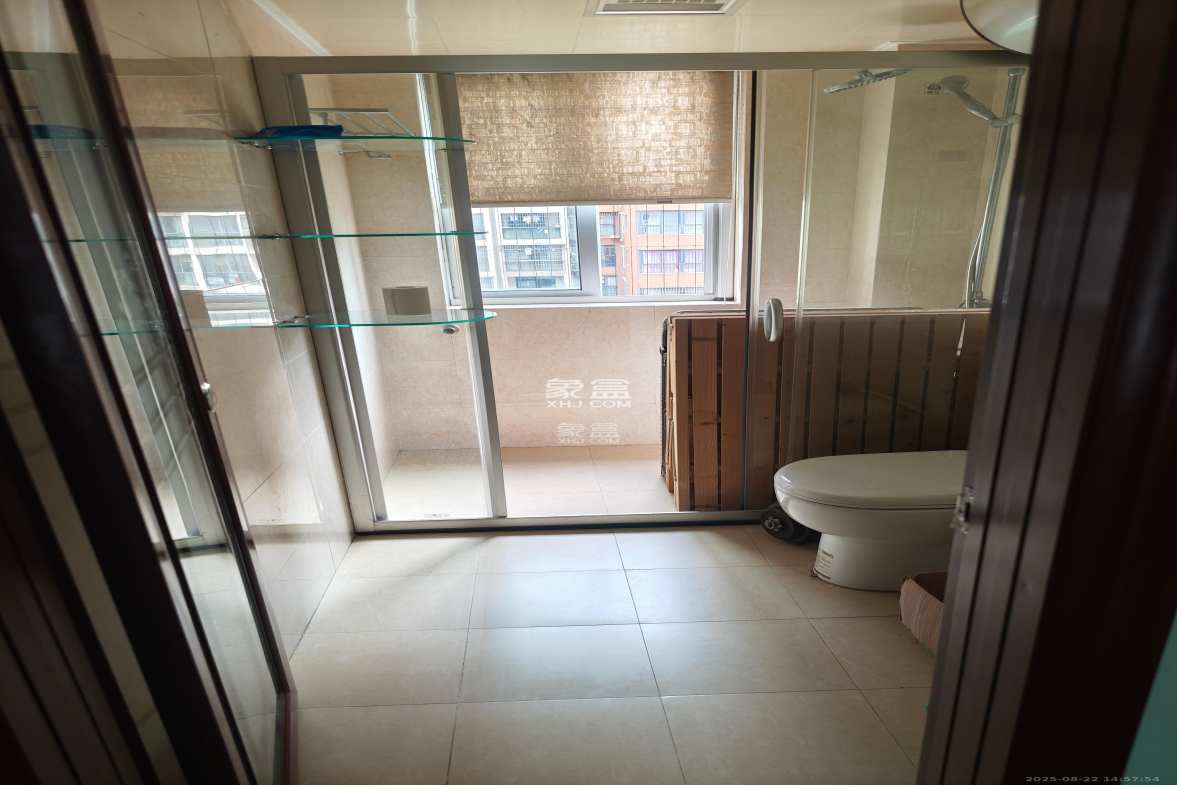 湘府十城(汇财御景湾新寓,汇财国际)  3室2厅2卫    2800.0元/月 湘府十城(汇财御景湾新寓,汇财国际)  3室2厅2卫    2800.0元/月室内图