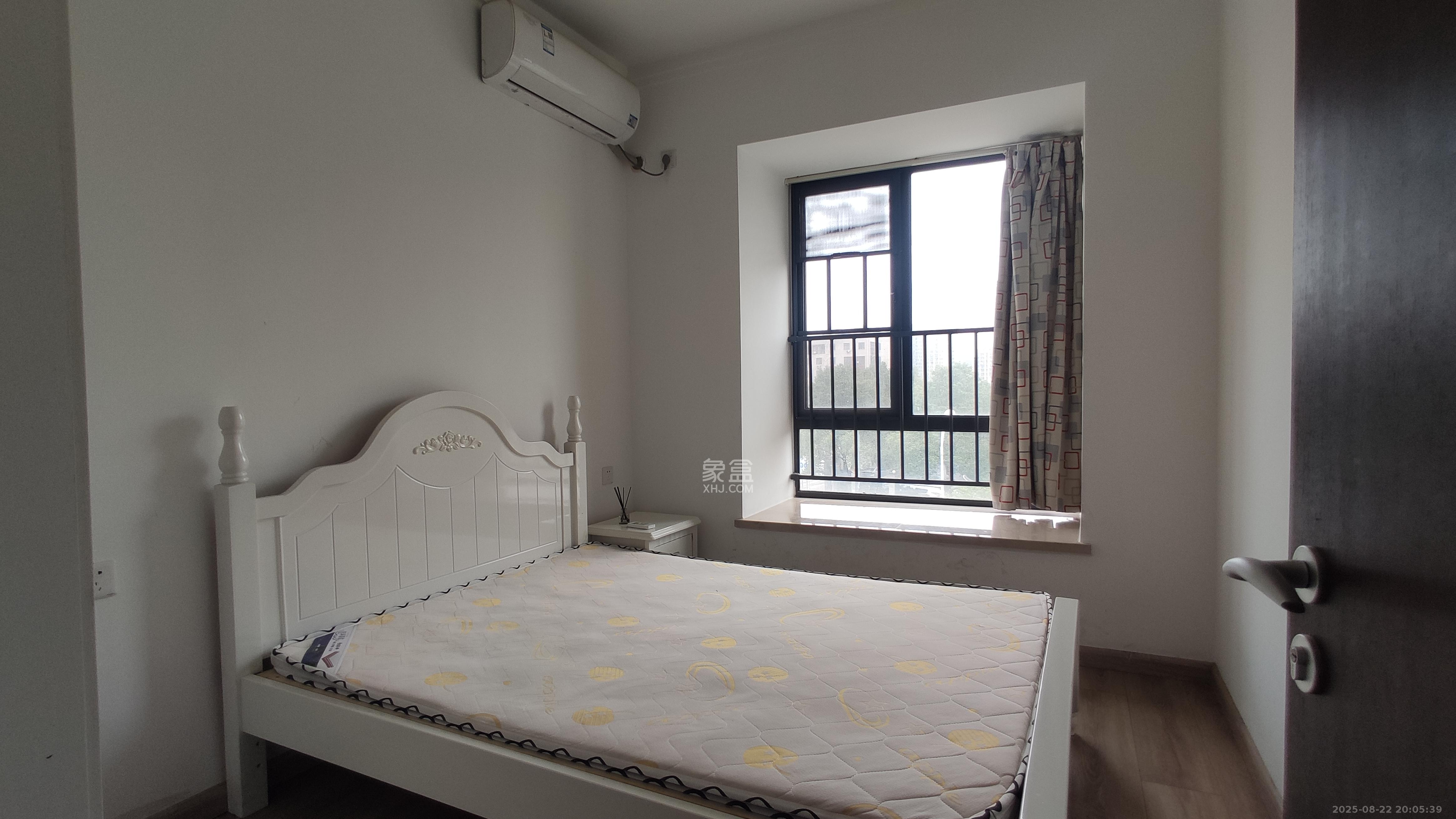 汇金城/嘉华城（二期、三期）  4室2厅2卫    2700.0元/月室内图