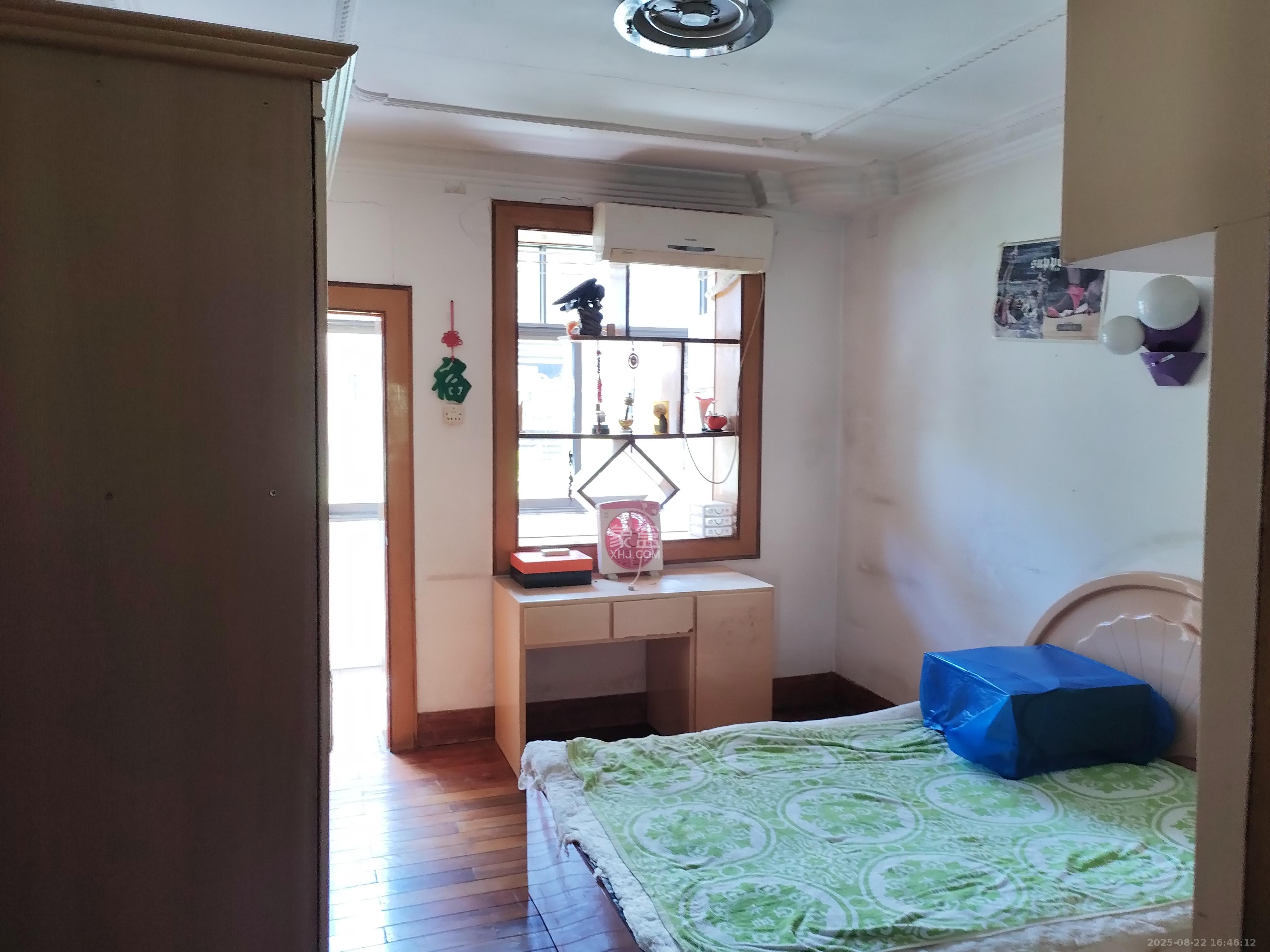 汽制宿舍 2室2厅1卫 1100.0元/月 汽制宿舍 2室2厅1卫 1100.0元/月室内图