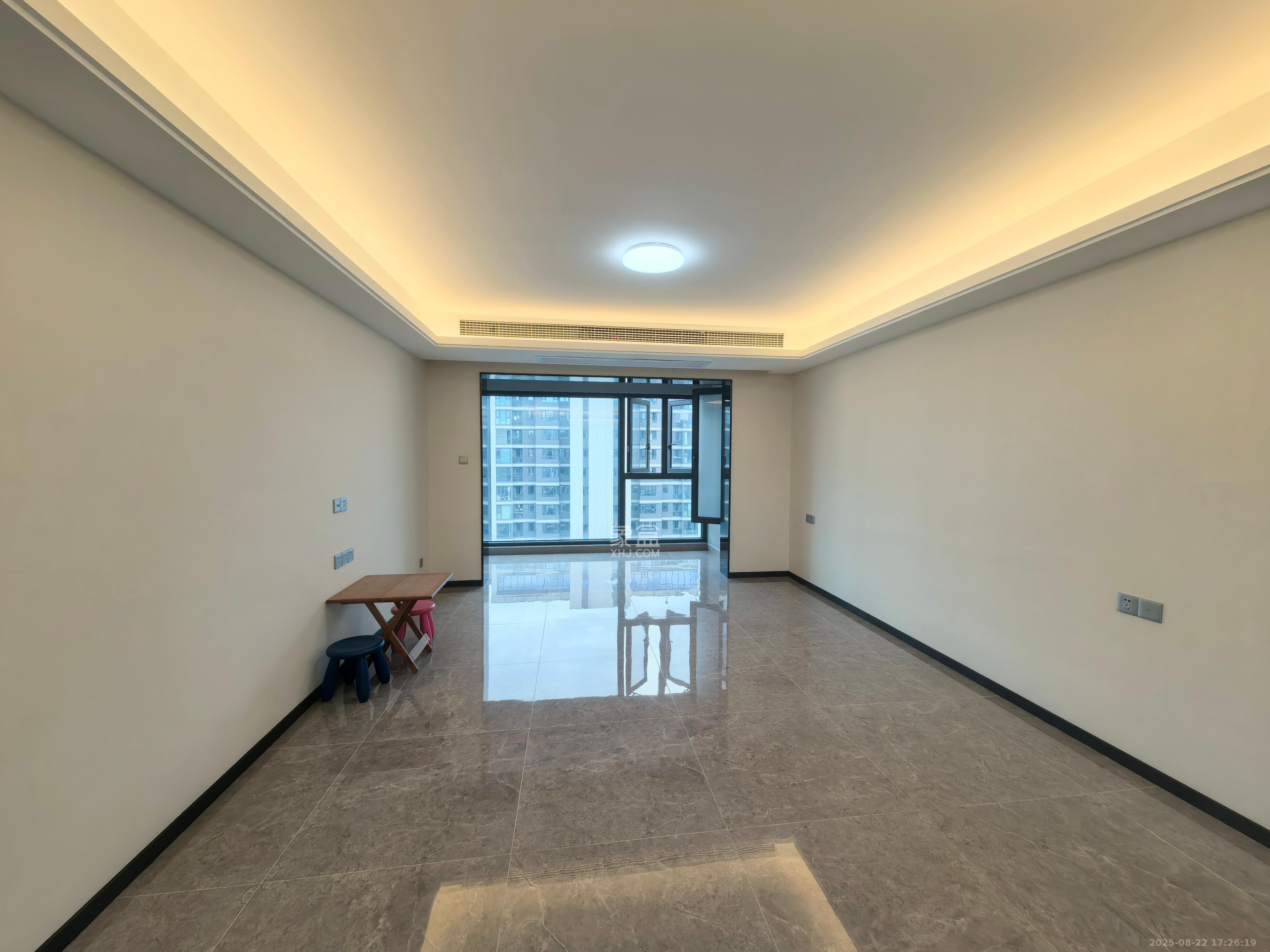 中海阅溪府 4室2厅2卫 4000.0元/月 中海阅溪府 4室2厅2卫 4000.0元/月室内图