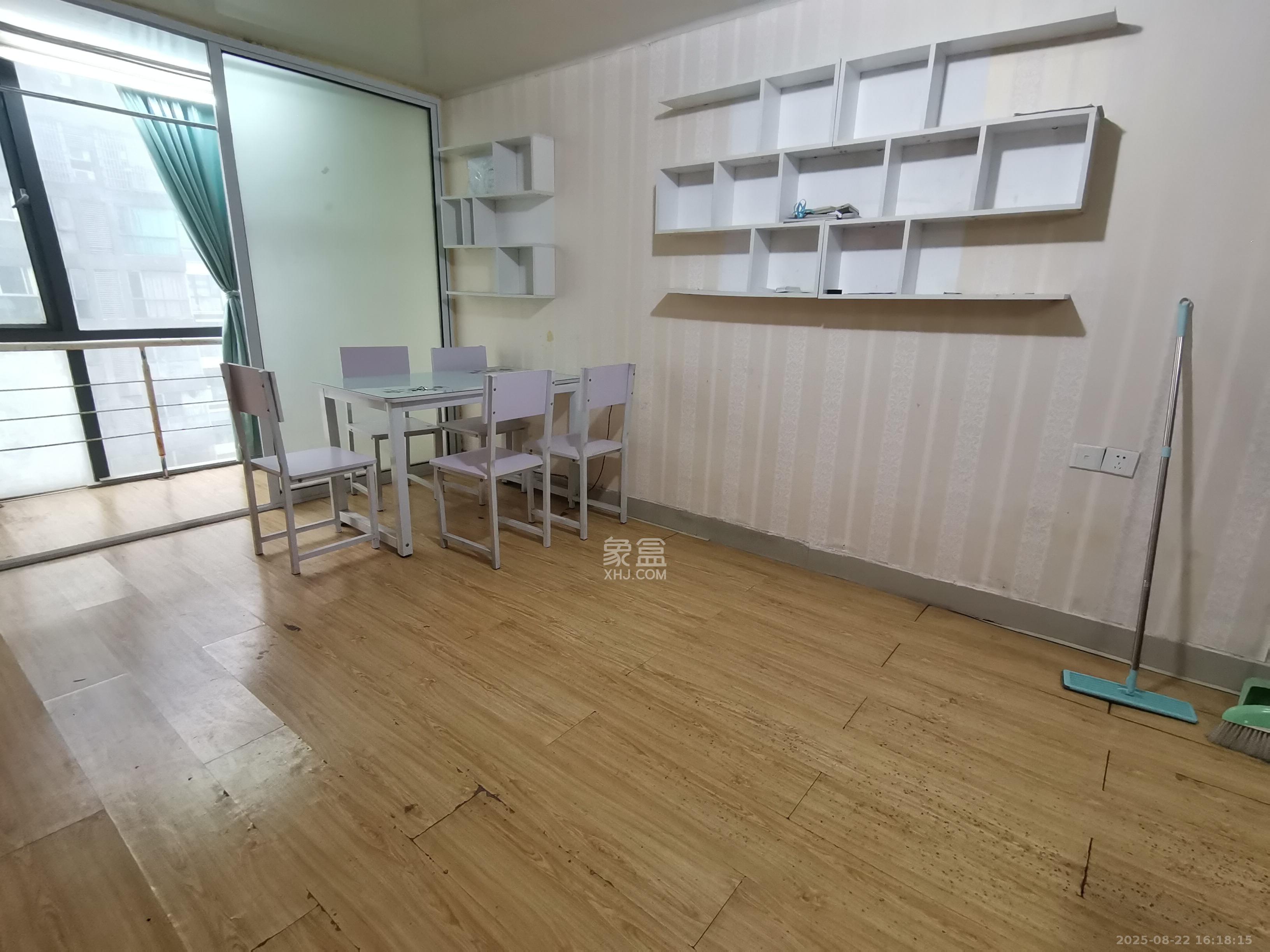 格蓝康都  2室1厅1卫    1400.0元/月 格蓝康都  2室1厅1卫    1400.0元/月室内图