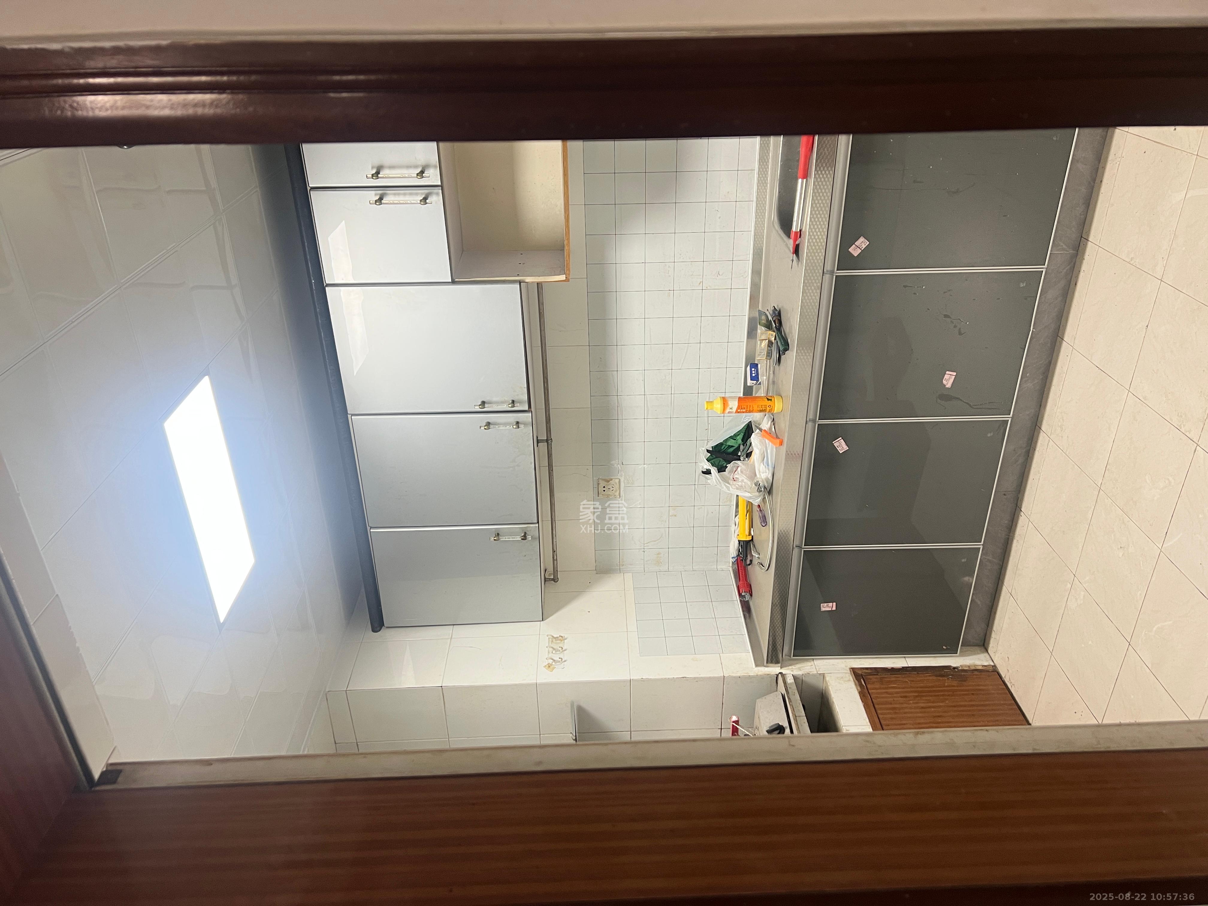 南大桥安居城(百姓市场) 3室2厅2卫 1400.0元/月 南大桥安居城(百姓市场) 3室2厅2卫 1400.0元/月室内图