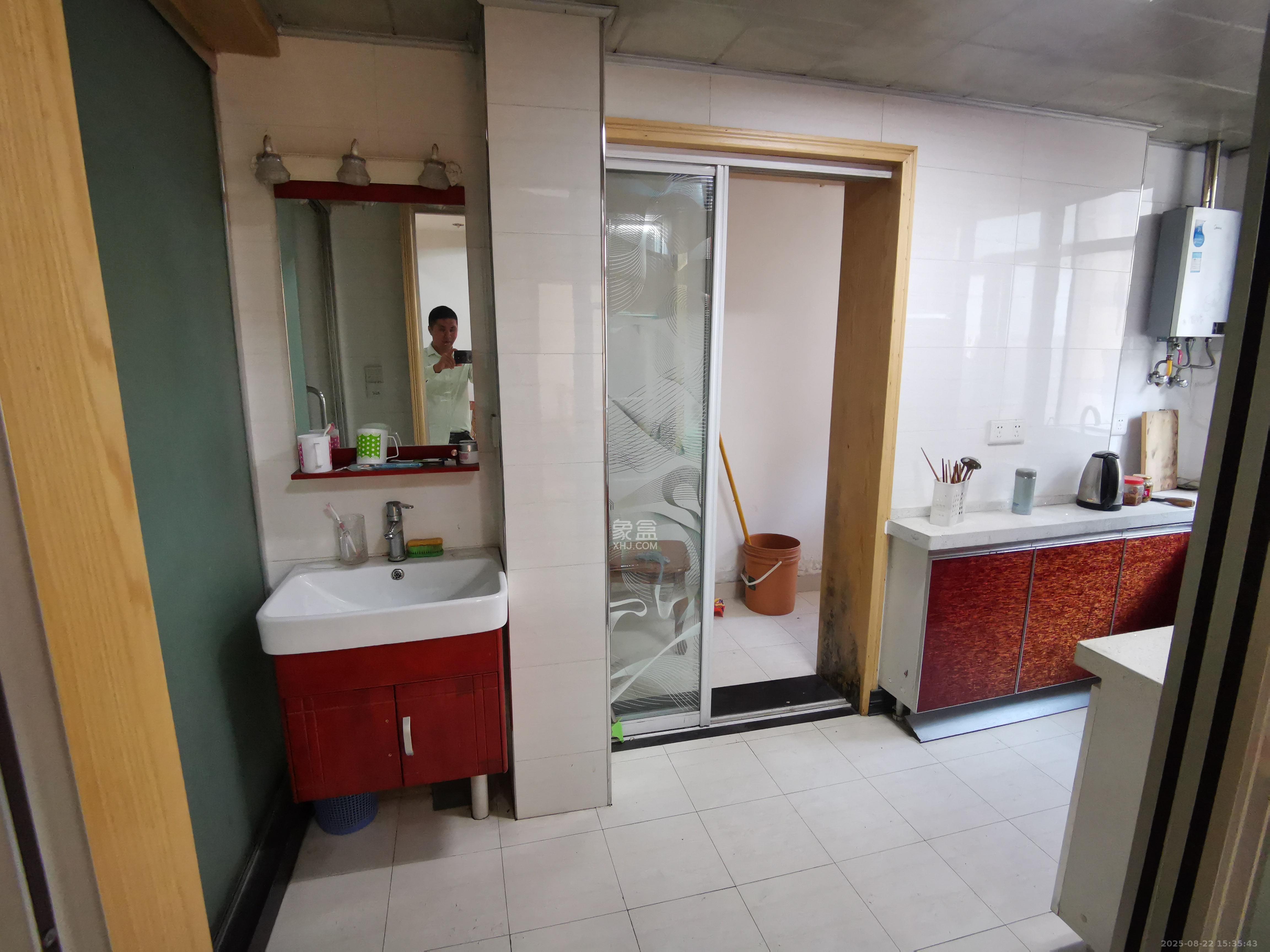 锦湘国际星城三期(锦绣苑) 2室2厅1卫 2300.0元/月 锦湘国际星城三期(锦绣苑) 2室2厅1卫 2300.0元/月室内图