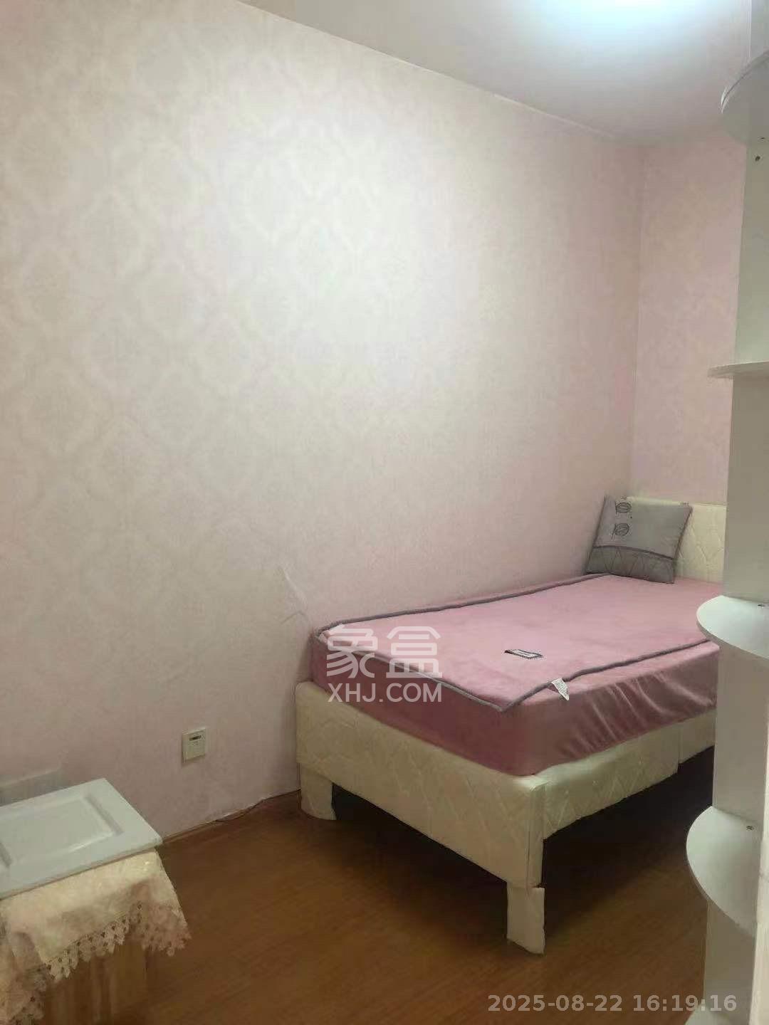 少帅府  2室1厅1卫    2400.0元/月 少帅府  2室1厅1卫    2400.0元/月室内图