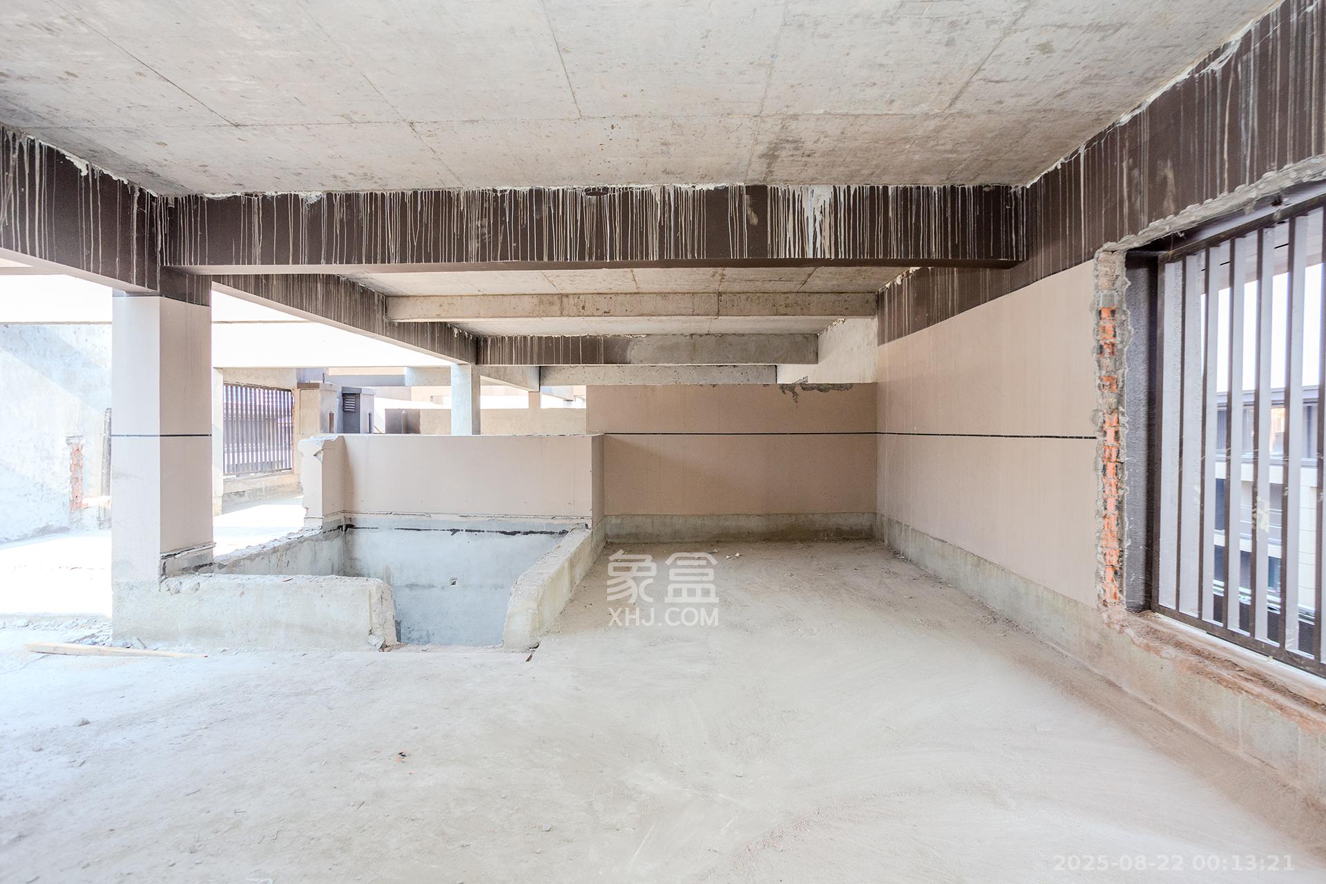 时代建发和著  6室2厅2卫    388.0万卧室