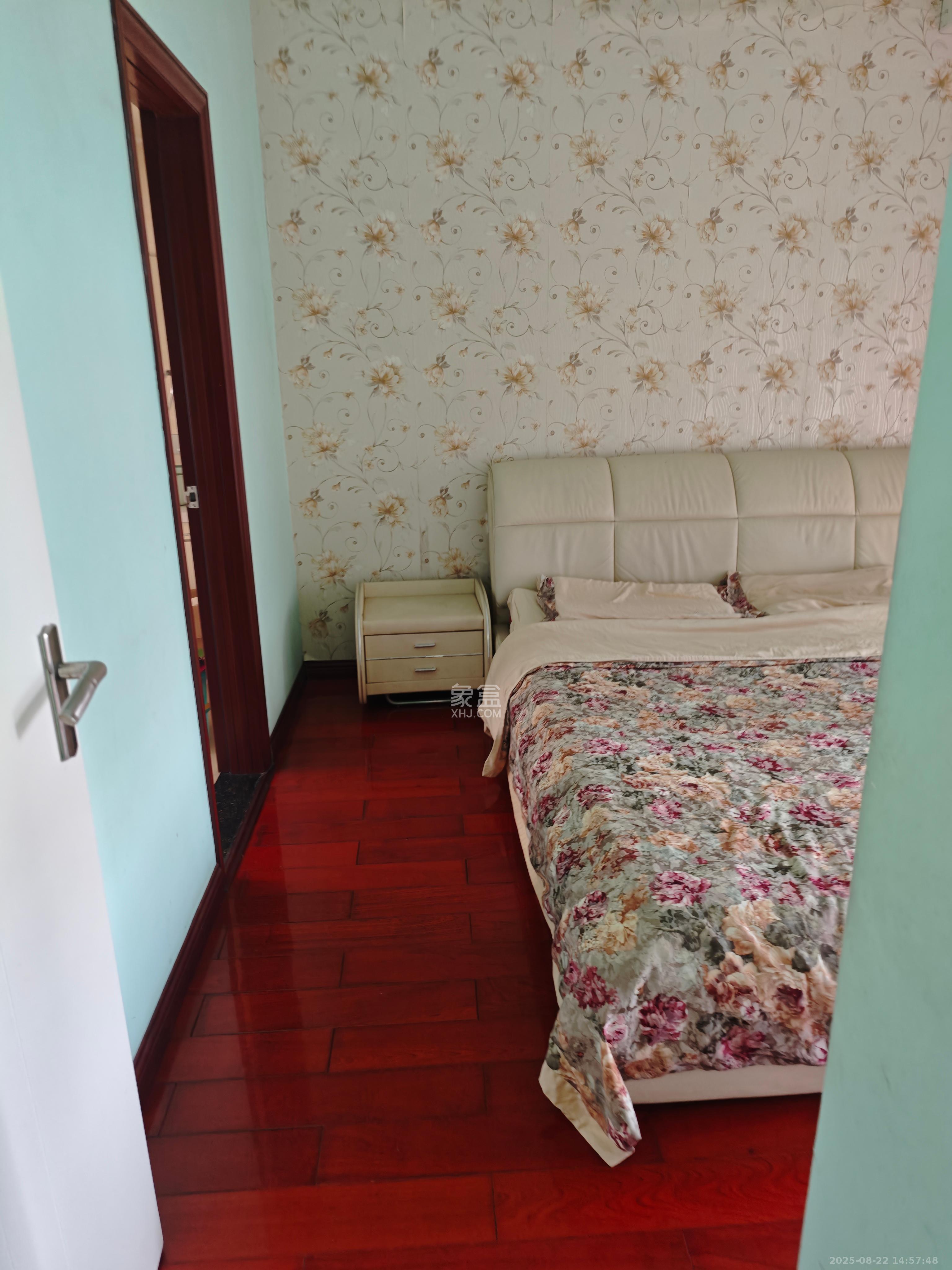 湘府十城（汇财御景湾新寓,汇财国际）  3室2厅2卫    2800.0元/月室内图