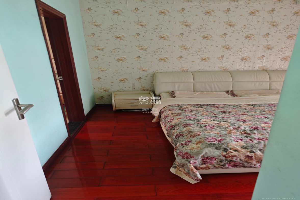 湘府十城(汇财御景湾新寓,汇财国际)  3室2厅2卫    2800.0元/月 湘府十城(汇财御景湾新寓,汇财国际)  3室2厅2卫    2800.0元/月室内图