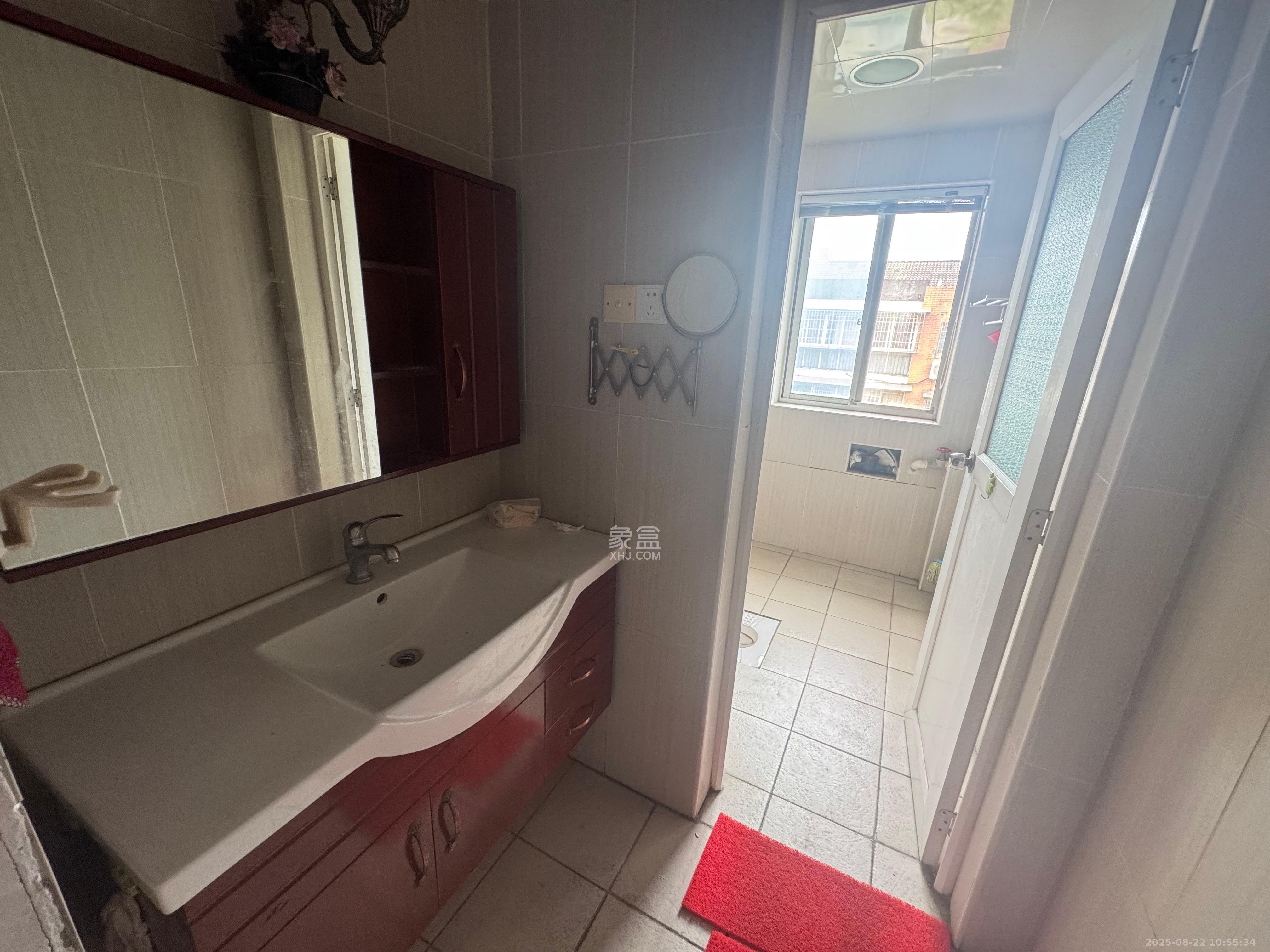 四季星城  3室2厅1卫    1800.0元/月 四季星城  3室2厅1卫    1800.0元/月室内图