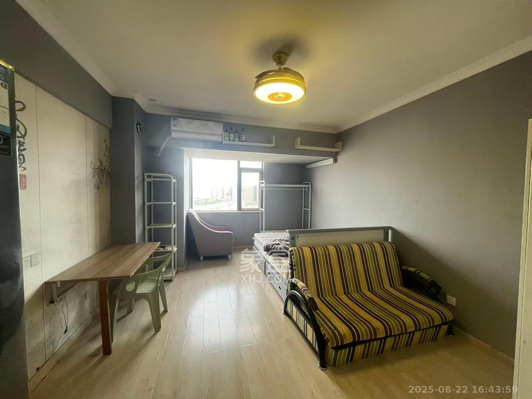 五江天街北区 1室1厅1卫 1300.0元/月 五江天街北区 1室1厅1卫 1300.0元/月室内图