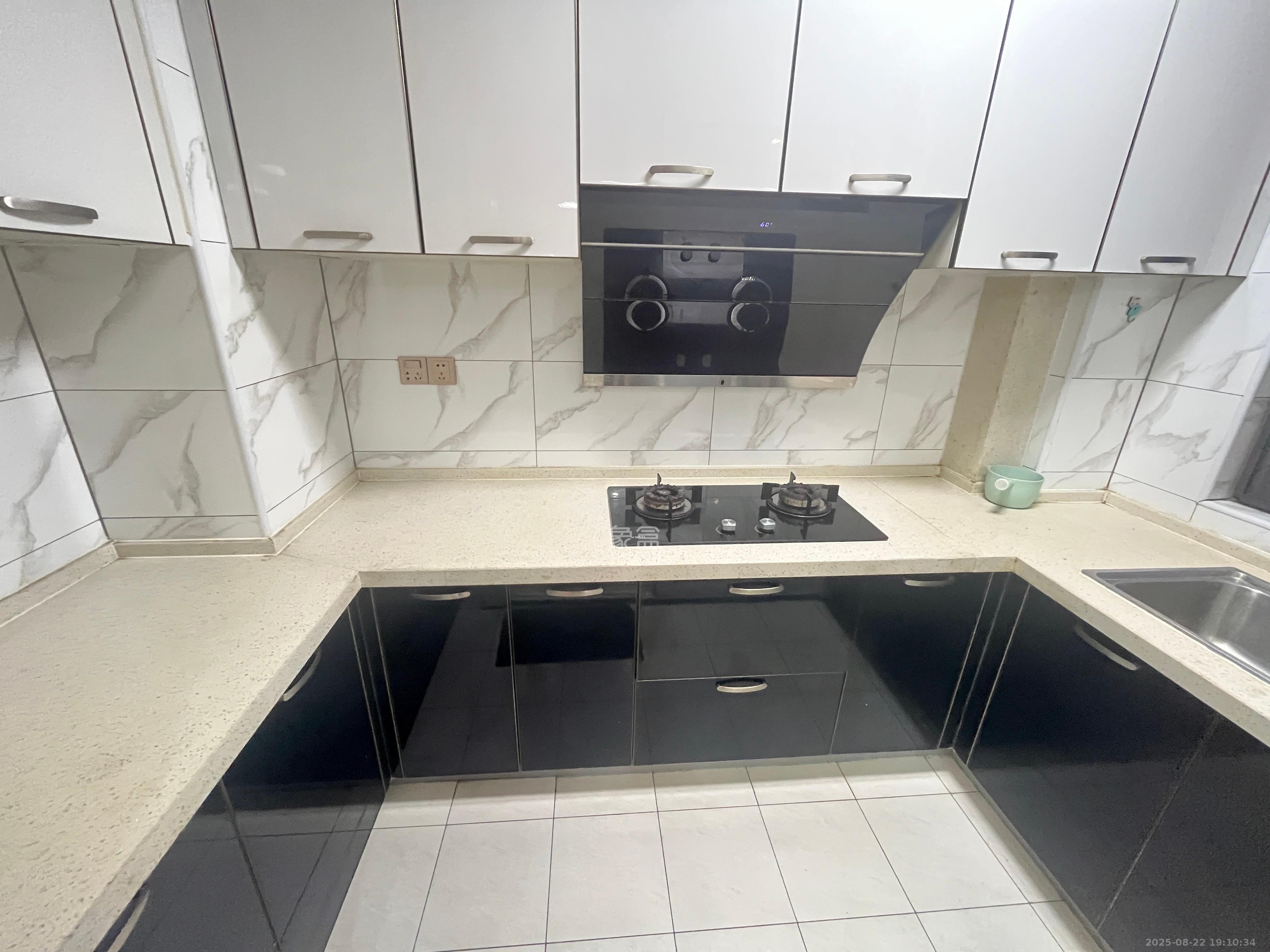 中国铁建梅溪青秀二期 4室2厅2卫 3200.0元/月 中国铁建梅溪青秀二期 4室2厅2卫 3200.0元/月室内图