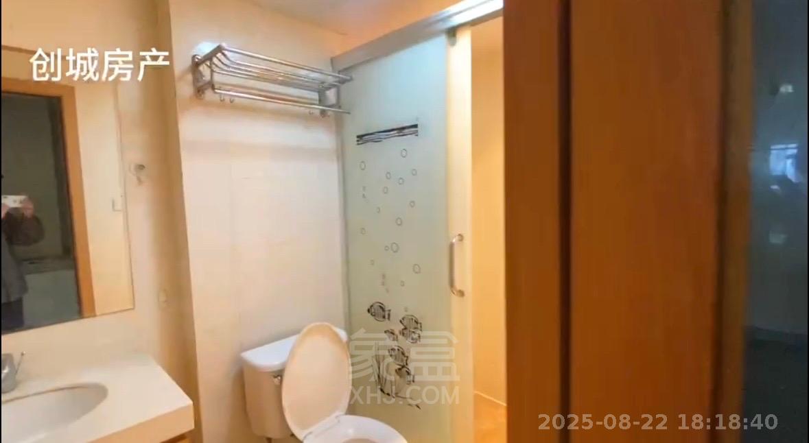 山水国际  1室1厅1卫    1300.0元/月 山水国际  1室1厅1卫    1300.0元/月室内图