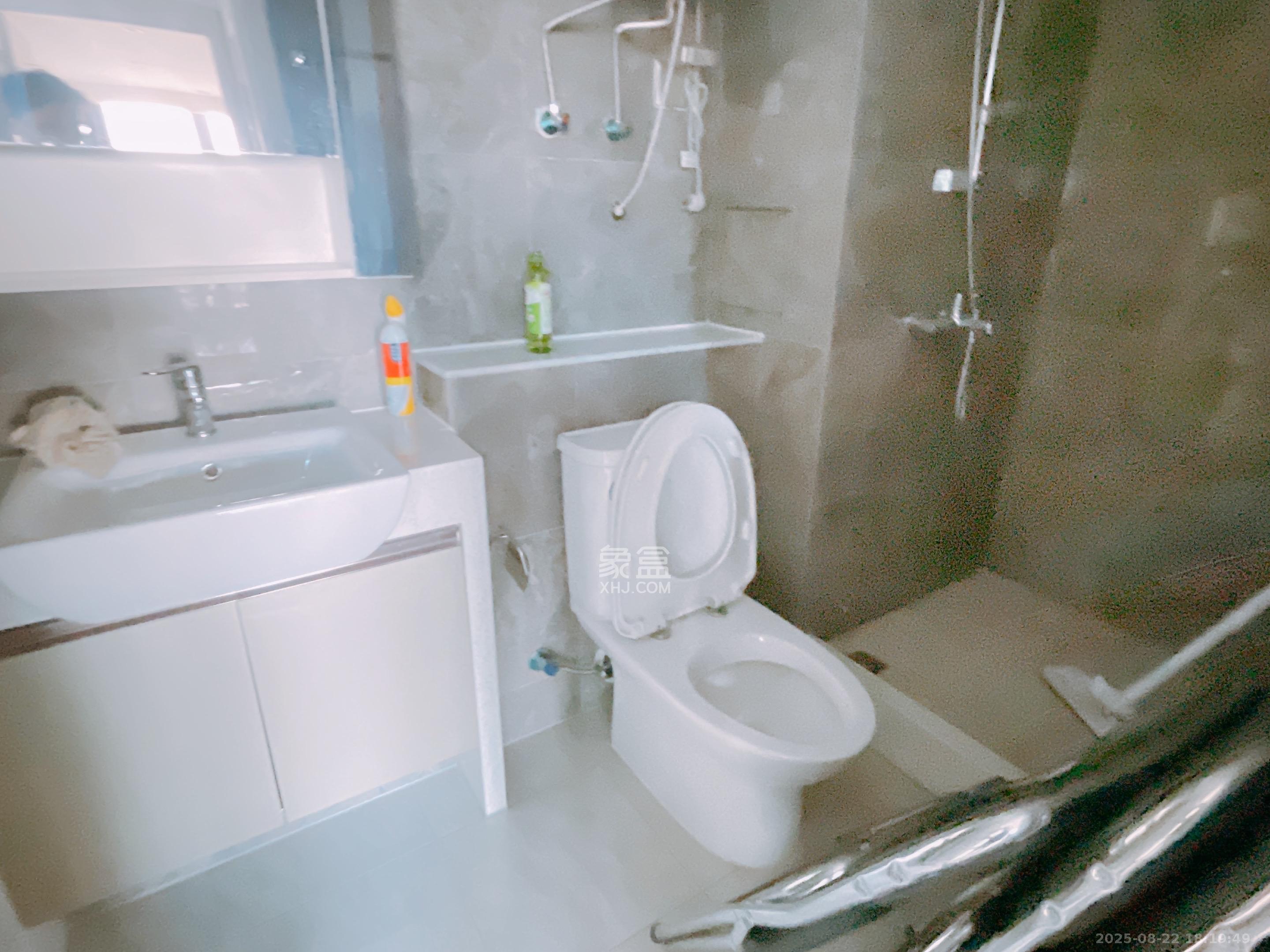 华远华时代 3室1厅2卫 3600.0元/月 华远华时代 3室1厅2卫 3600.0元/月室内图