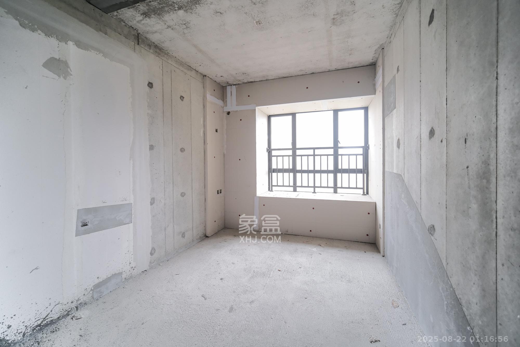 星城春晓 3室2厅1卫 68.0万 星城春晓 3室2厅1卫 68.0万卧室