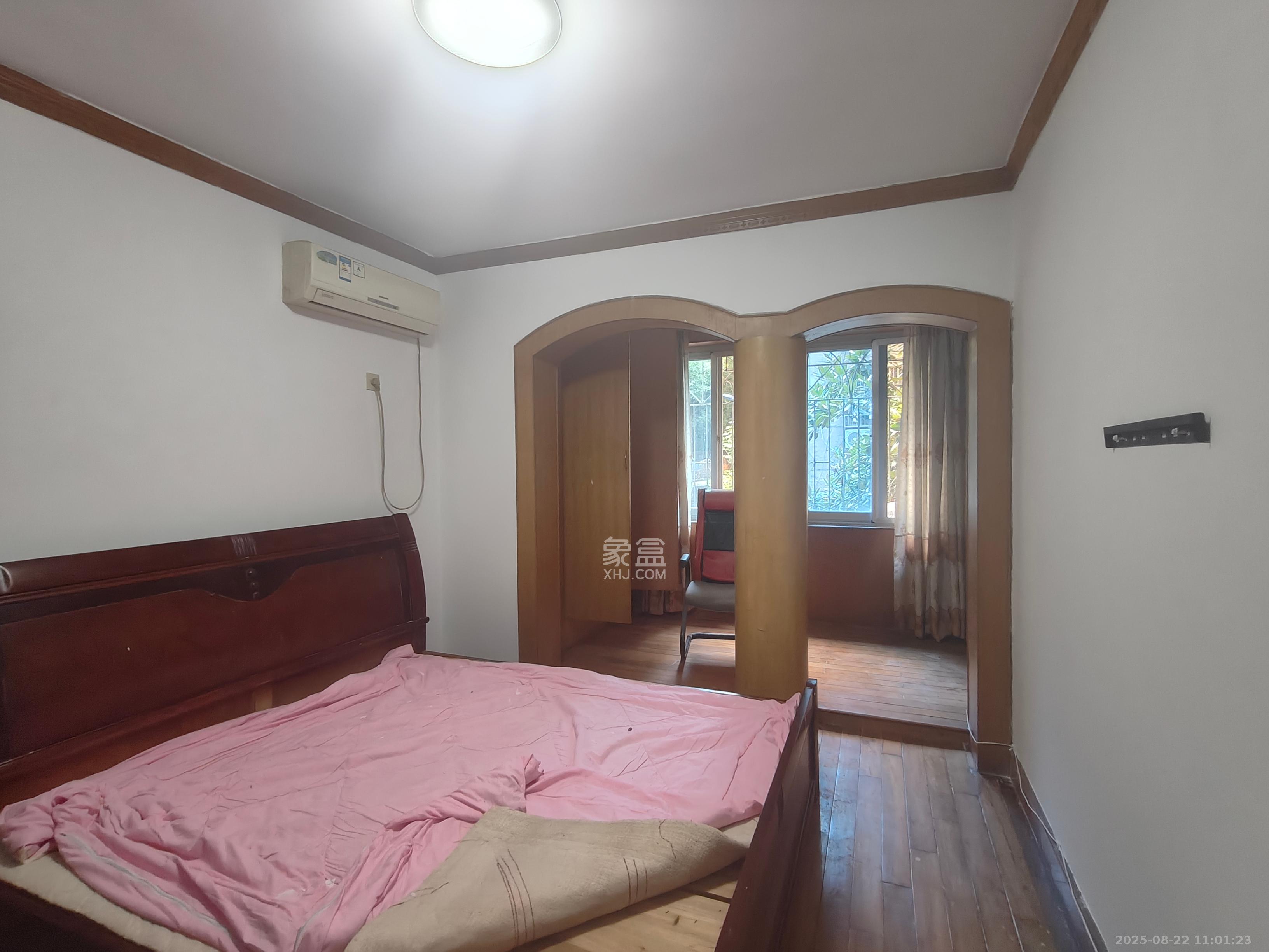 湖南中医药大学梨子山宿舍 3室1厅1卫 1900.0元/月 湖南中医药大学梨子山宿舍 3室1厅1卫 1900.0元/月室内图