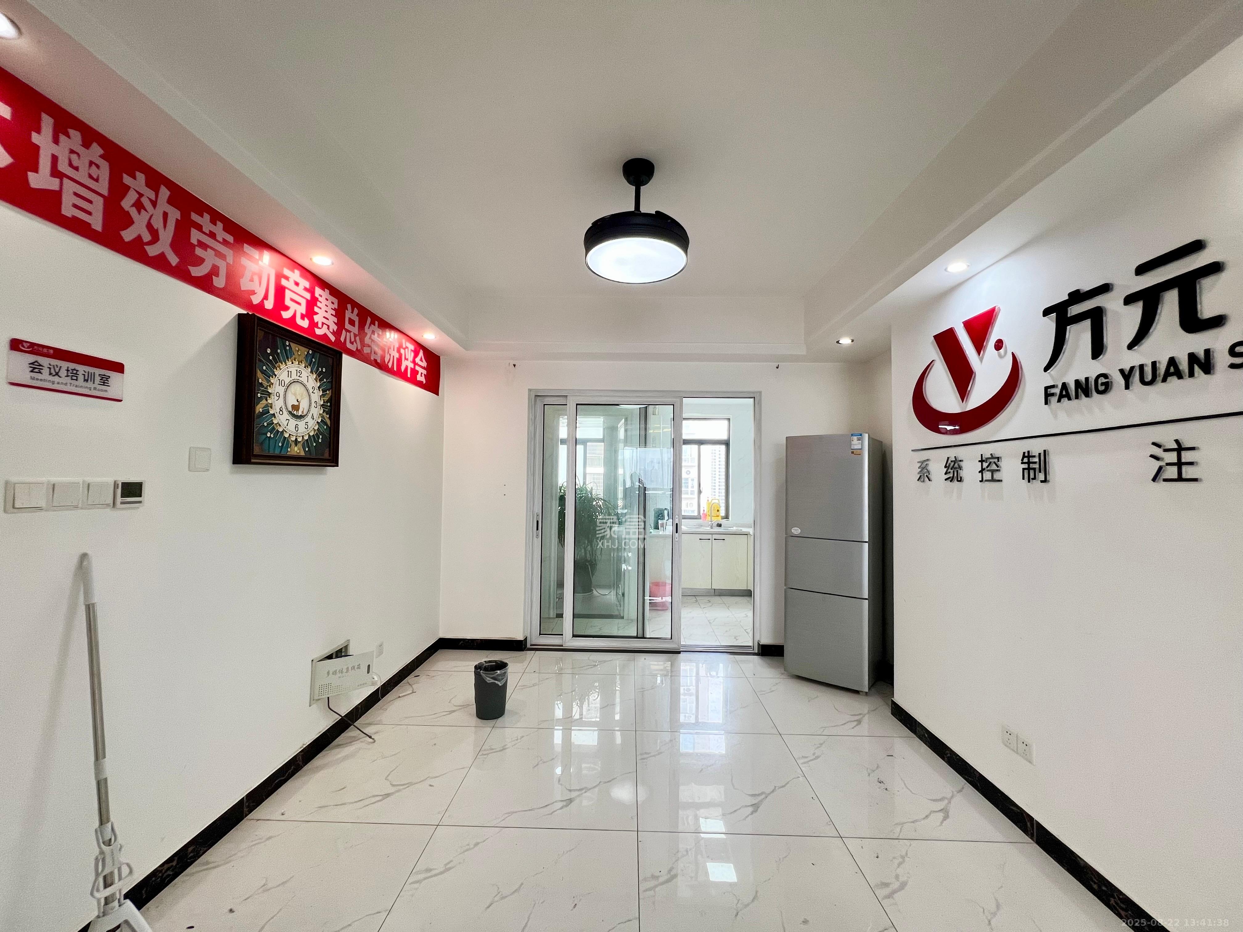 湘瑞嘉园  4室2厅2卫    4000.0元/月室内图