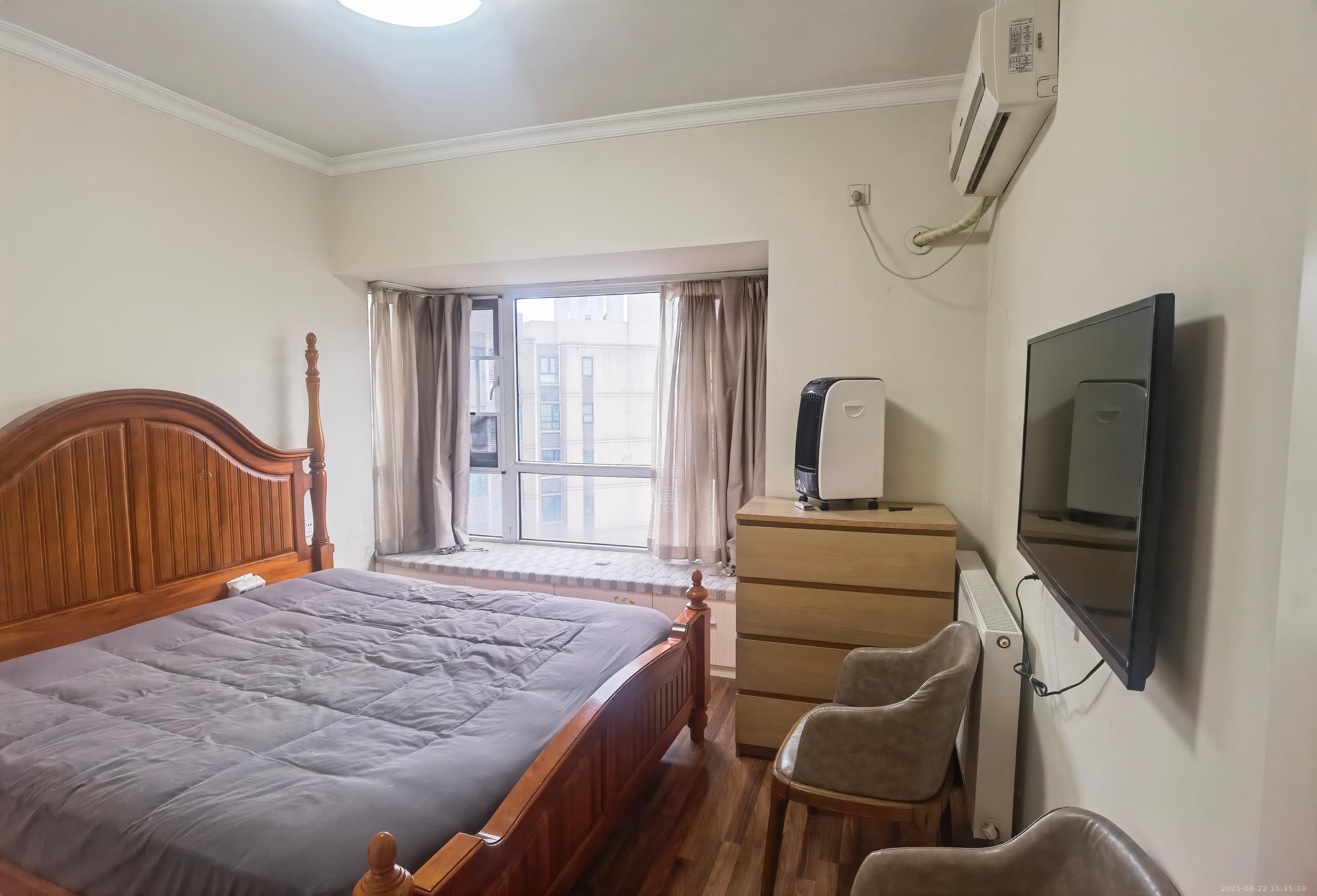 美的城三期 3室2厅1卫 2300.0元/月 美的城三期 3室2厅1卫 2300.0元/月室内图