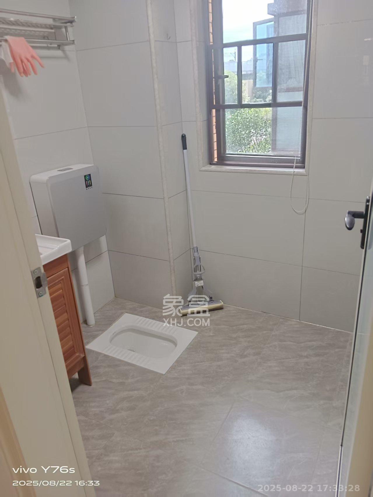 福天藏郡院子  3室2厅2卫    2200.0元/月 福天藏郡院子  3室2厅2卫    2200.0元/月室内图