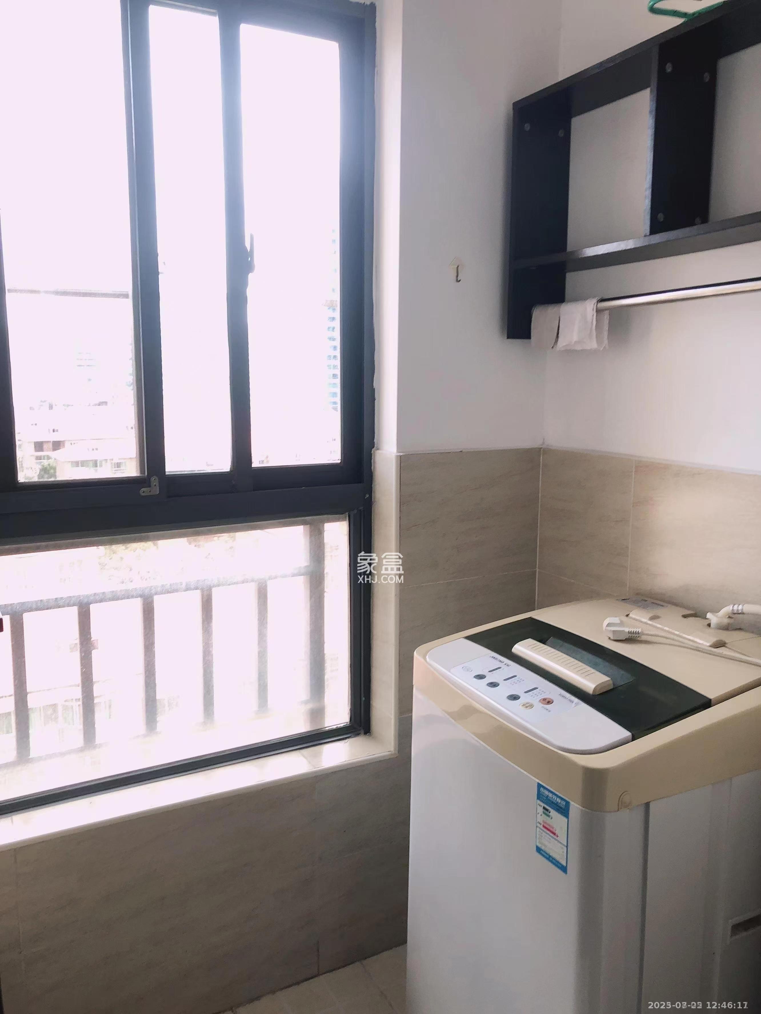 上峰苑(兰亭玥岛)  1室1厅1卫    1400.0元/月 上峰苑(兰亭玥岛)  1室1厅1卫    1400.0元/月室内图