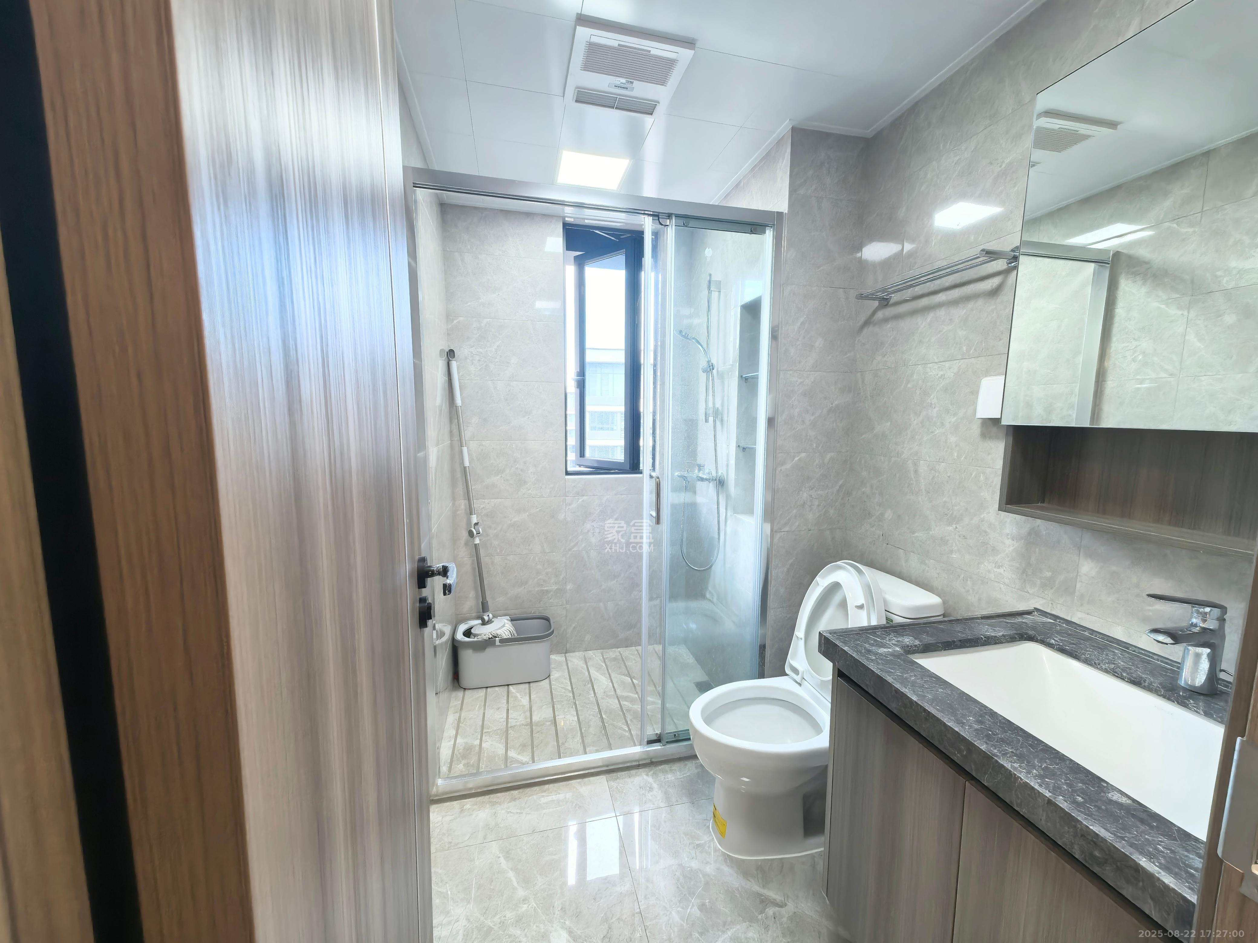 中海阅溪府  4室2厅2卫    4000.0元/月室内图